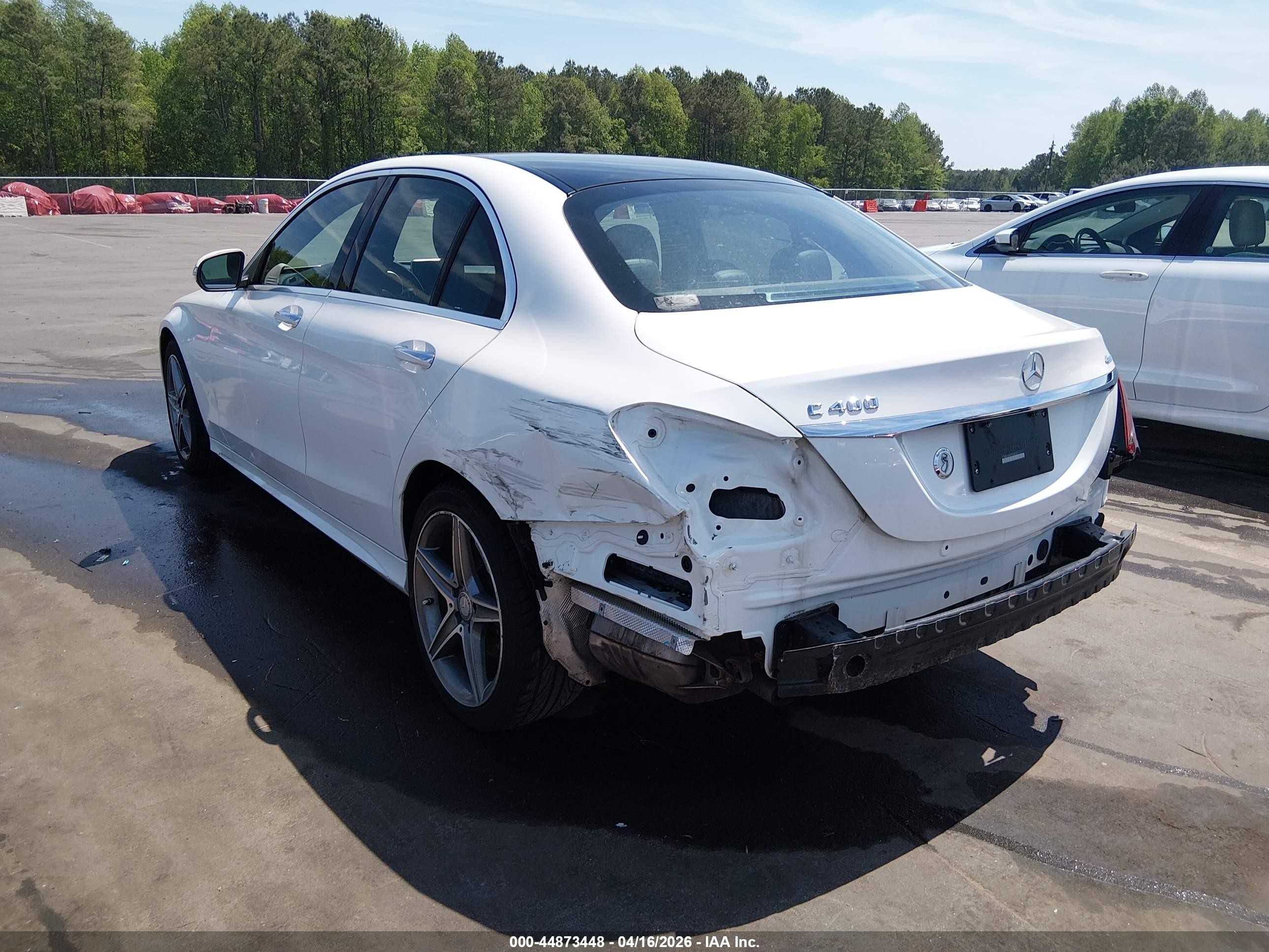 2015 Mercedes-benz C 400 4matic White vin: 55SWF6GB0FU014816