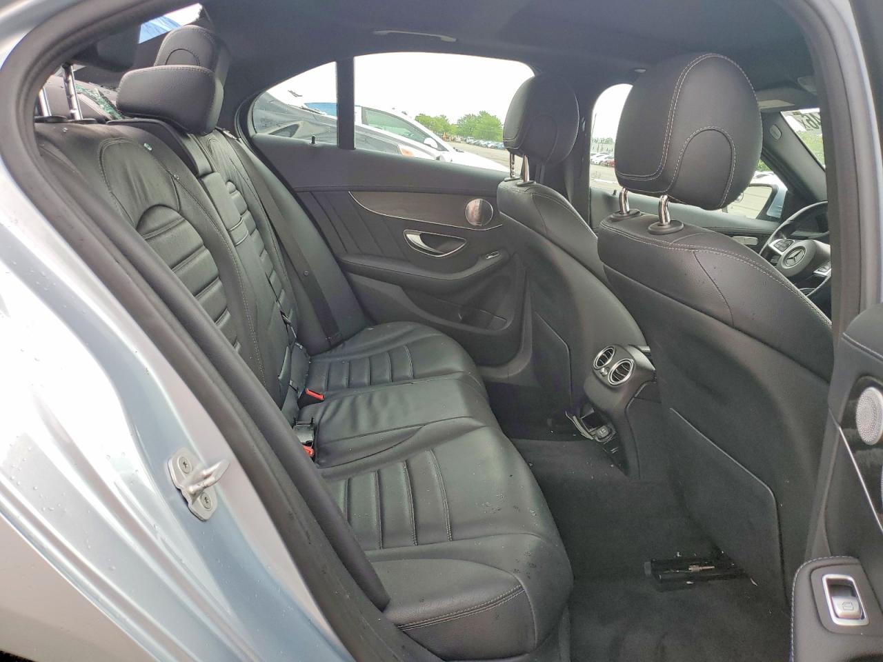 2015 Mercedes-benz C 400 4matic Silver vin: 55SWF6GB1FU000228