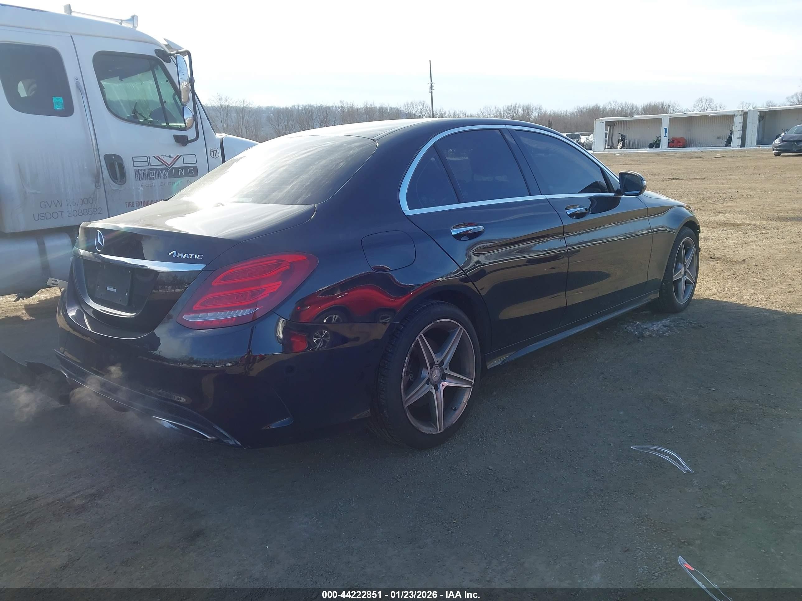 2015 Mercedes-benz C 400 4matic Черный vin: 55SWF6GB1FU026599
