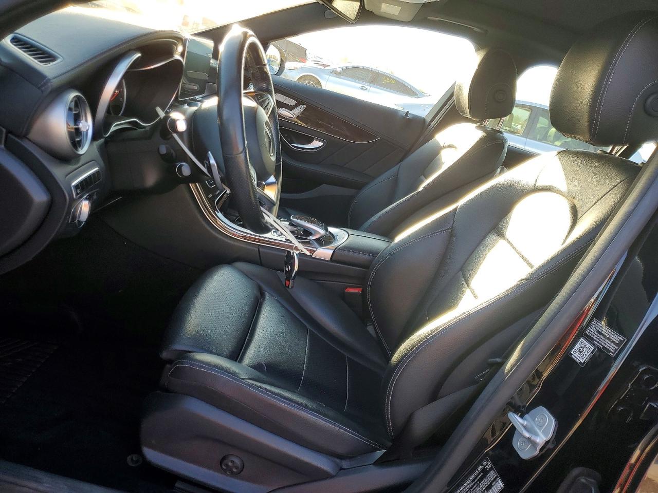 2015 Mercedes-benz C 400 4matic Черный vin: 55SWF6GB1FU027316