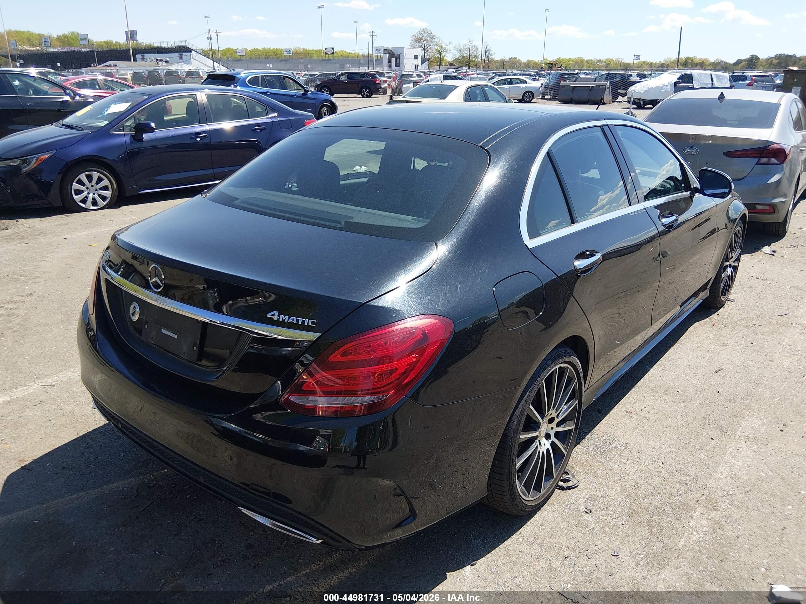 2015 Mercedes-benz C 400 4matic Black vin: 55SWF6GB1FU030913