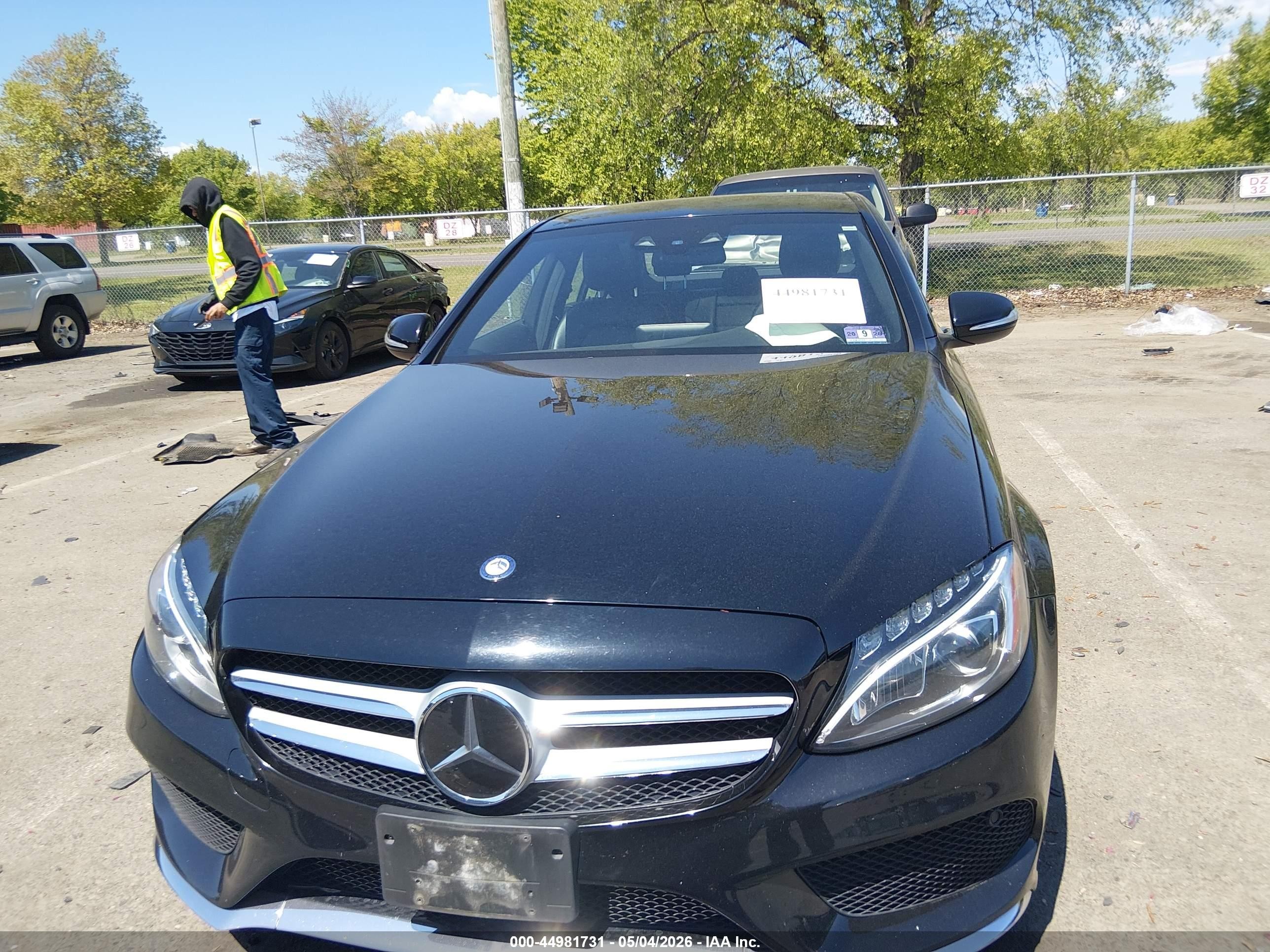 2015 Mercedes-benz C 400 4matic Black vin: 55SWF6GB1FU030913