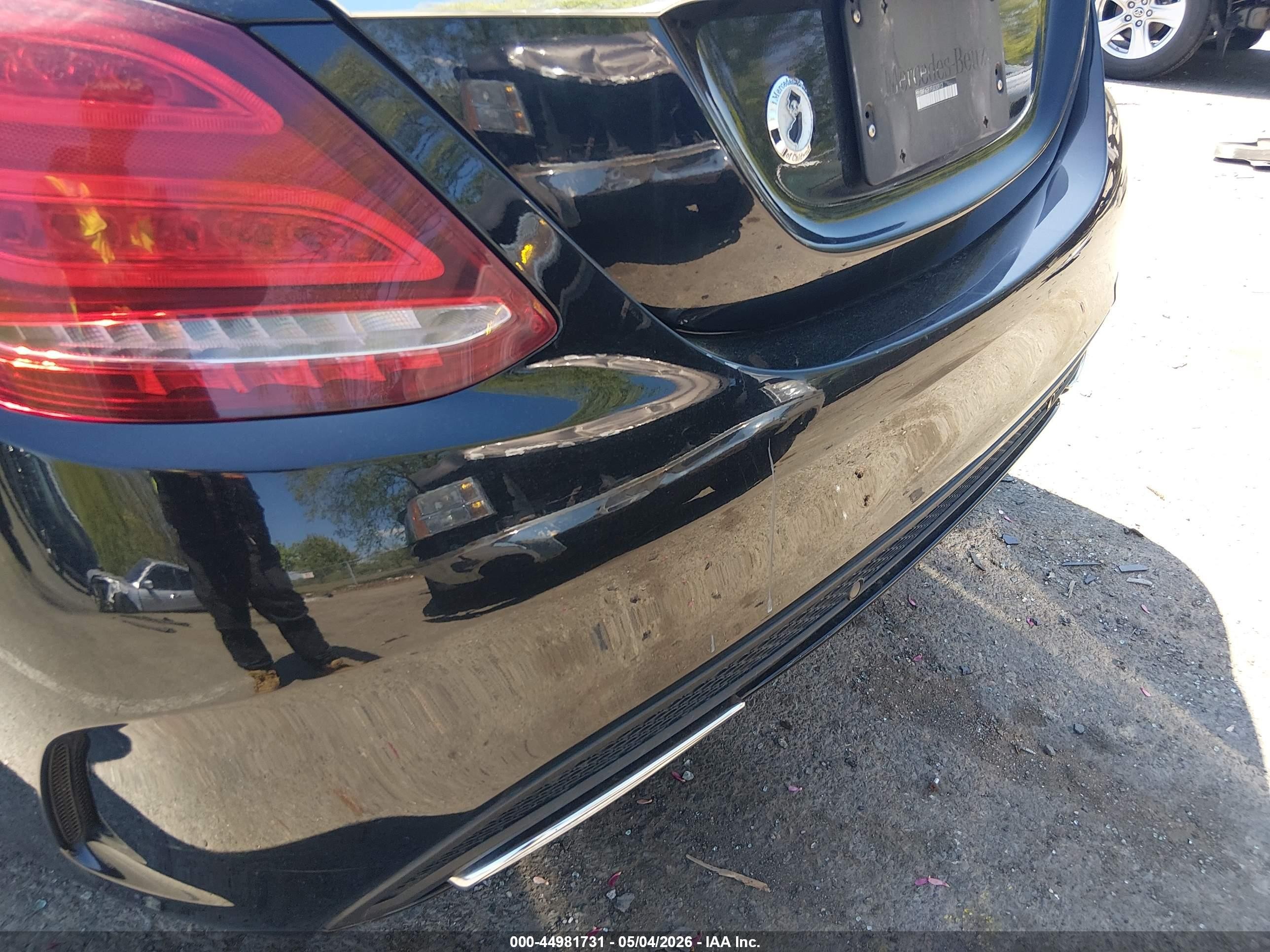 2015 Mercedes-benz C 400 4matic Black vin: 55SWF6GB1FU030913