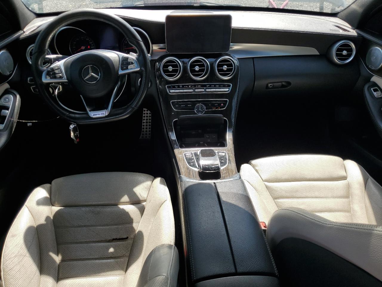 2015 Mercedes-benz C 400 4matic Черный vin: 55SWF6GB1FU032239
