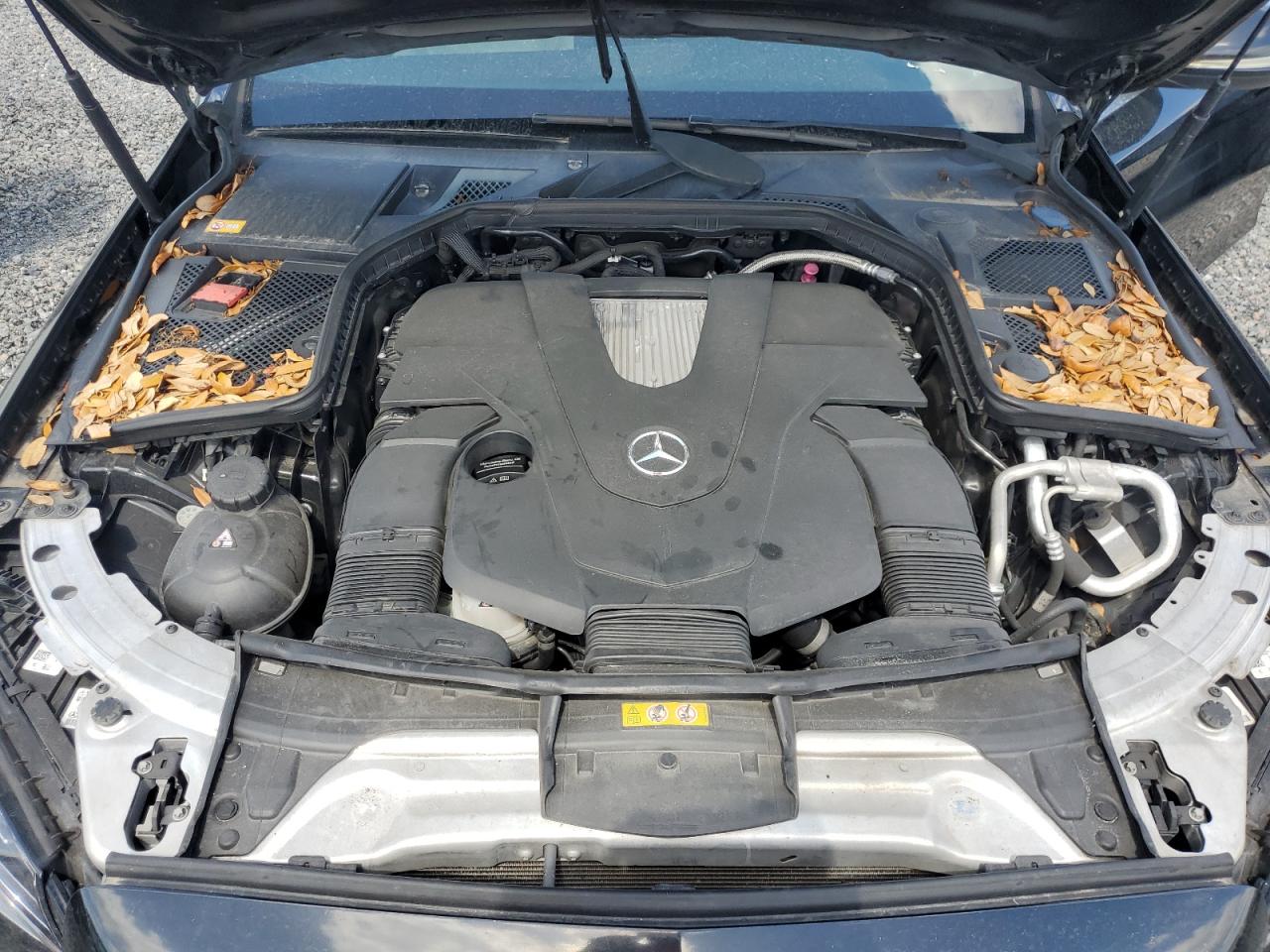 2015 Mercedes-benz C 400 4matic Черный vin: 55SWF6GB1FU032239