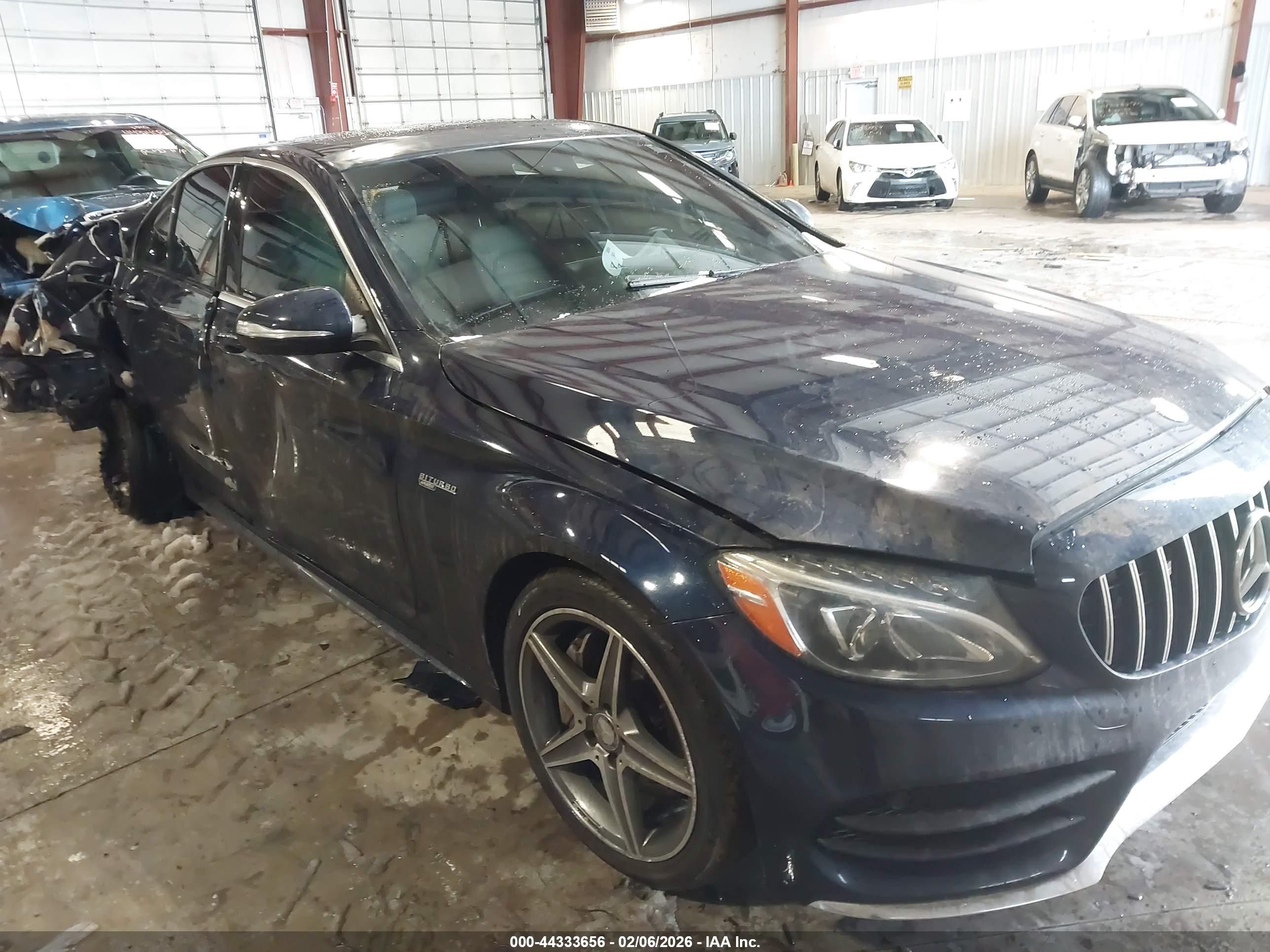 2015 Mercedes-benz C 400 4matic Синий vin: 55SWF6GB2FU022416