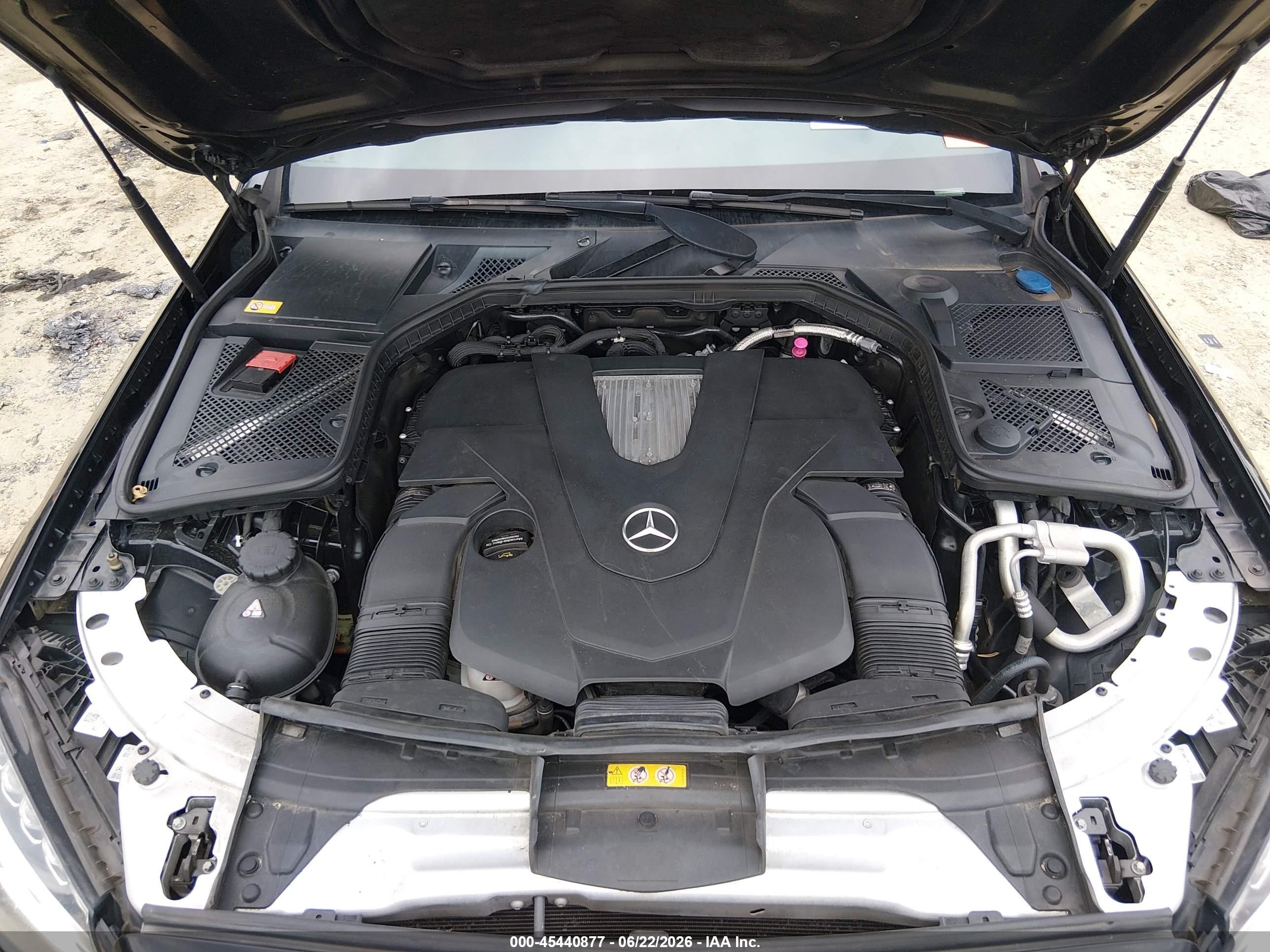 2015 Mercedes-benz C 400 4matic Black vin: 55SWF6GB2FU030838