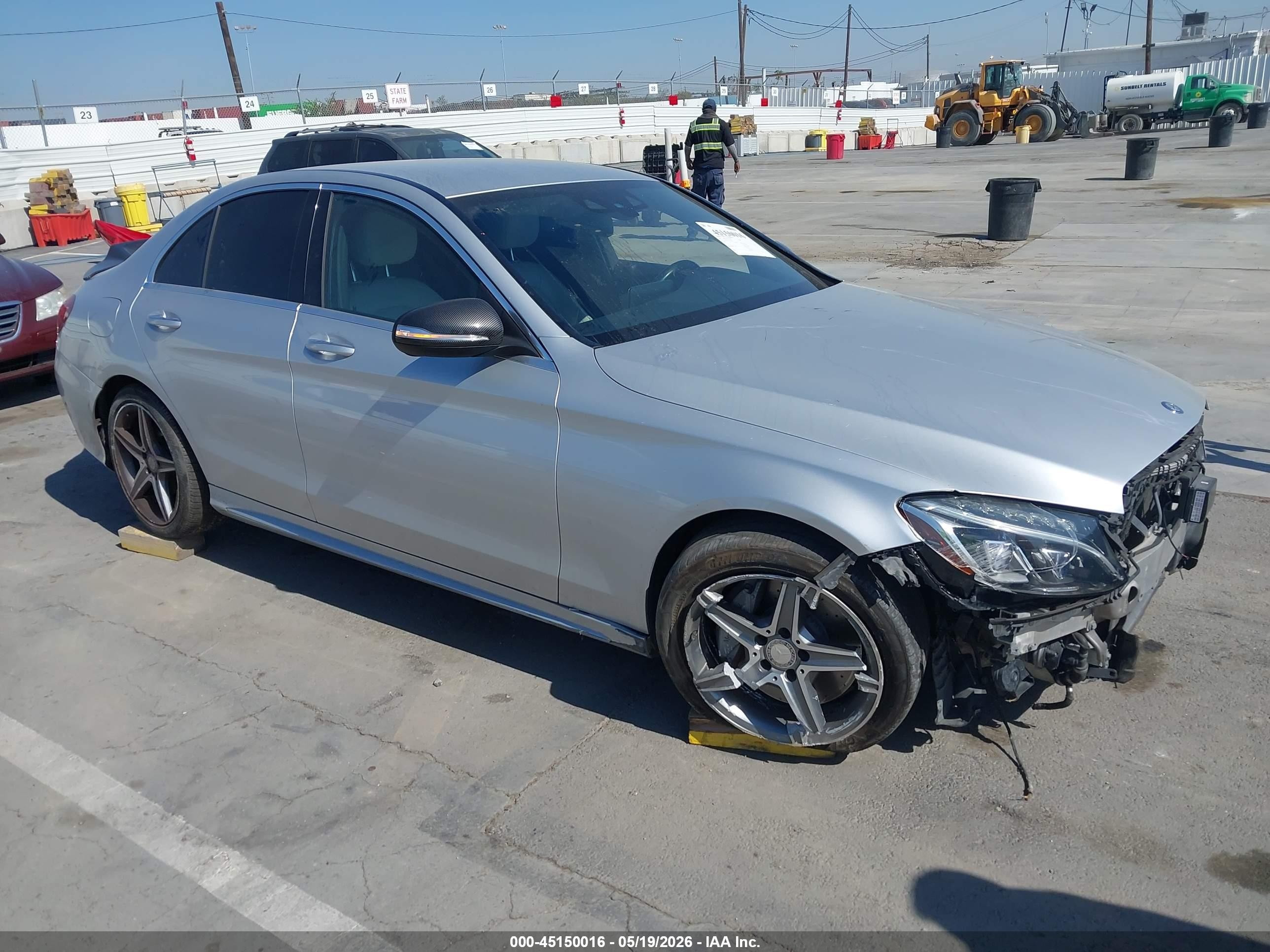 2015 Mercedes-benz C 400 4matic Silver vin: 55SWF6GB2FU034565