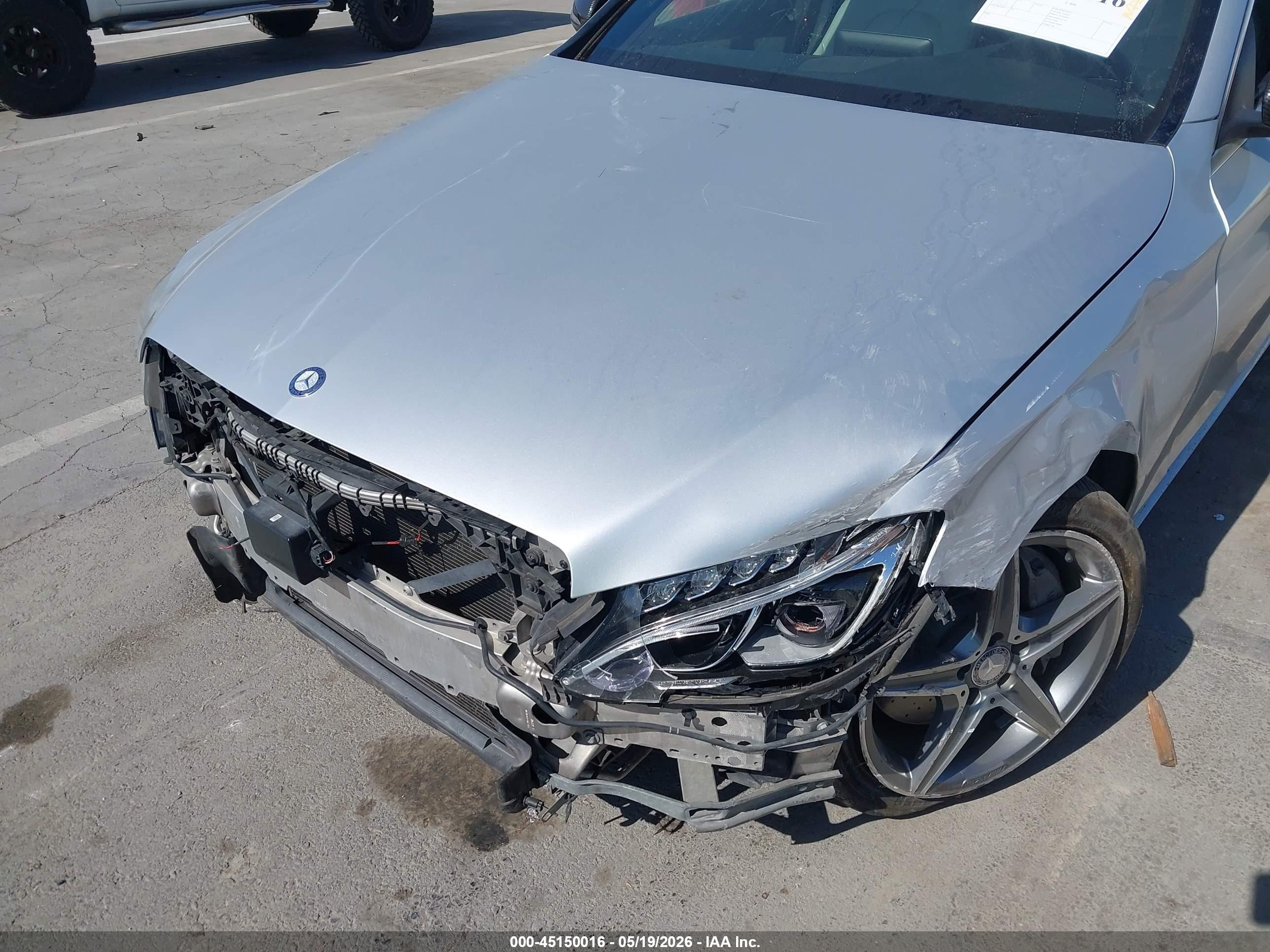 2015 Mercedes-benz C 400 4matic Silver vin: 55SWF6GB2FU034565