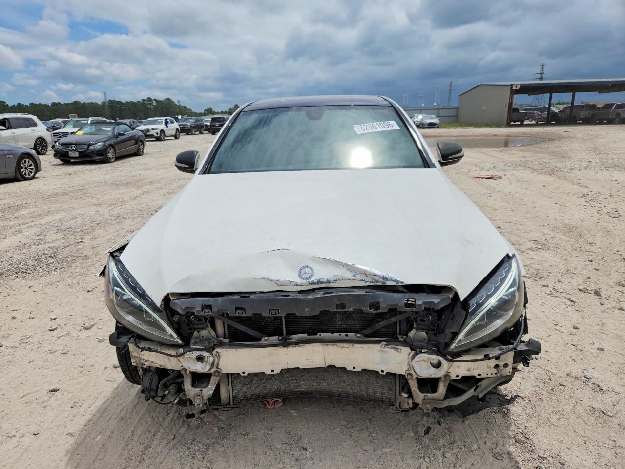 2015 Mercedes-benz C 400 4matic White vin: 55SWF6GB2FU035361