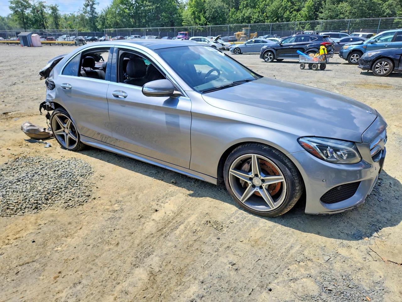 2015 Mercedes-benz C 400 4matic Silver vin: 55SWF6GB2FU051043