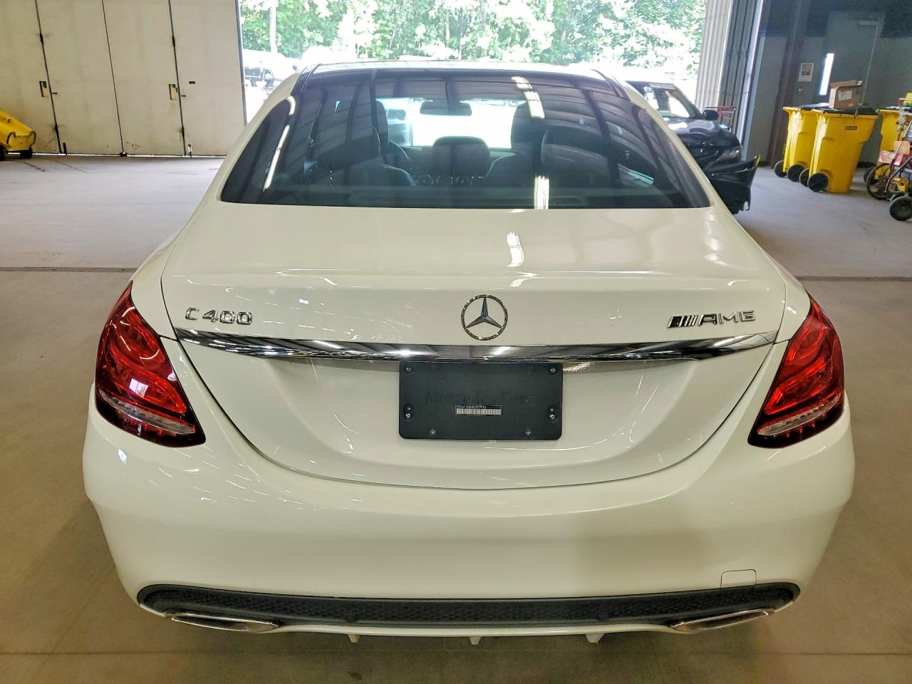 2015 Mercedes-benz C 400 4matic White vin: 55SWF6GB4FU027052
