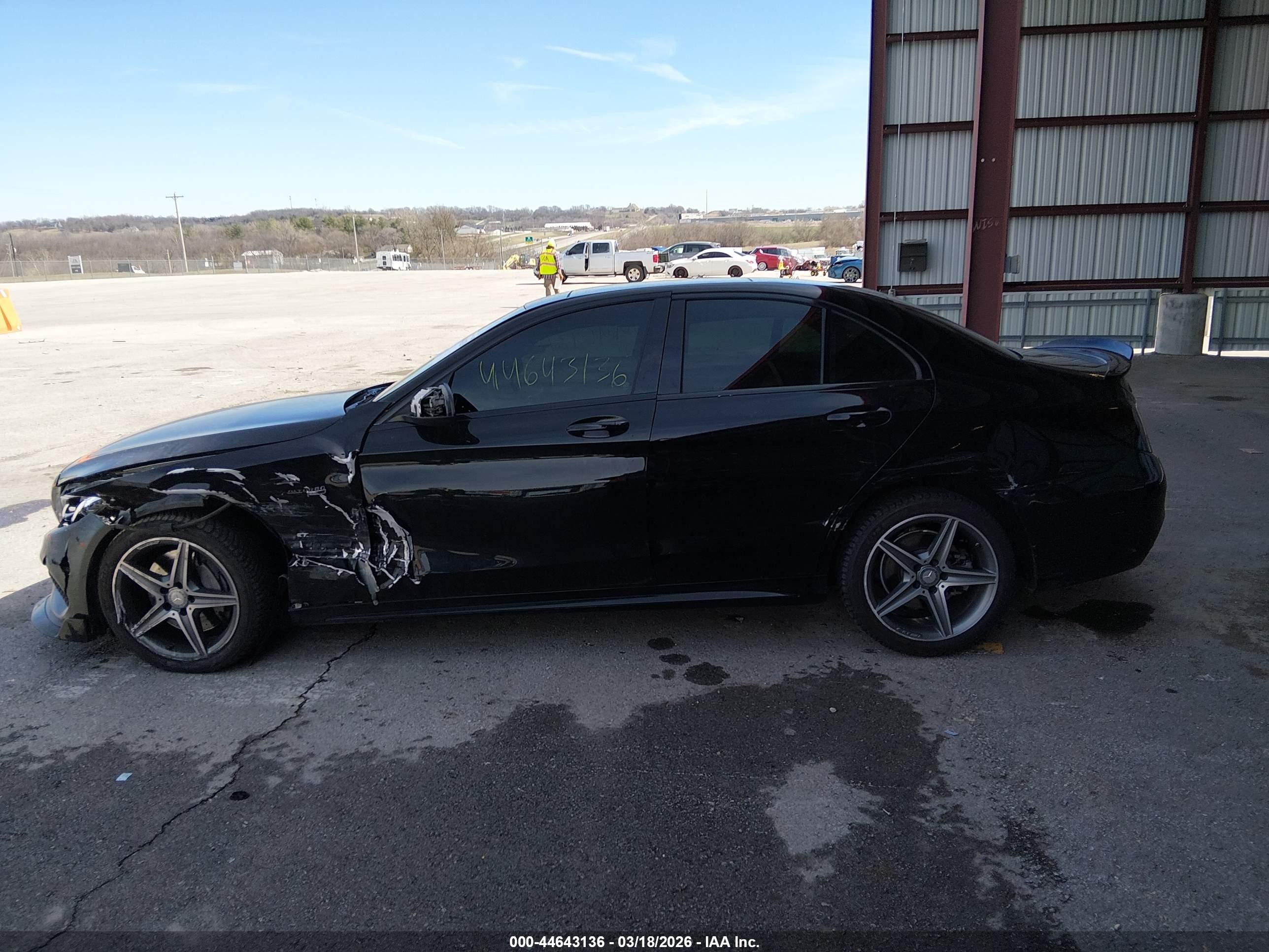 2015 Mercedes-benz C 400 4matic Black vin: 55SWF6GB4FU032820