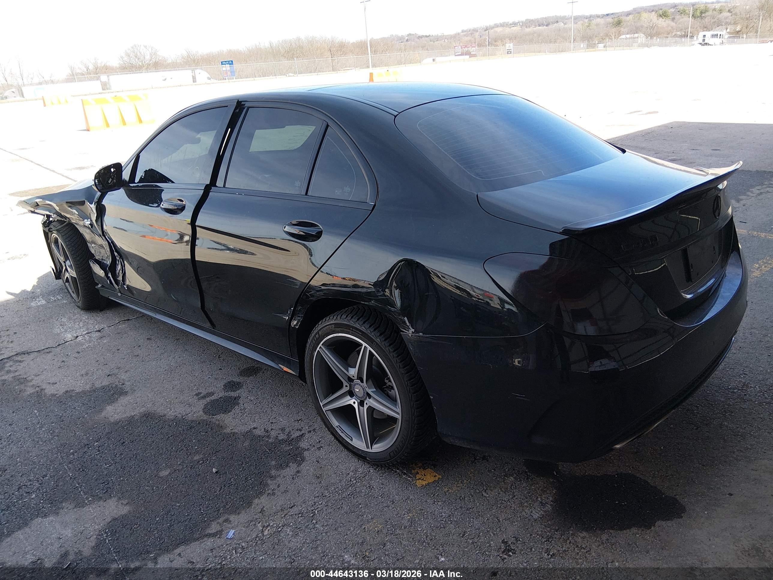 2015 Mercedes-benz C 400 4matic Black vin: 55SWF6GB4FU032820