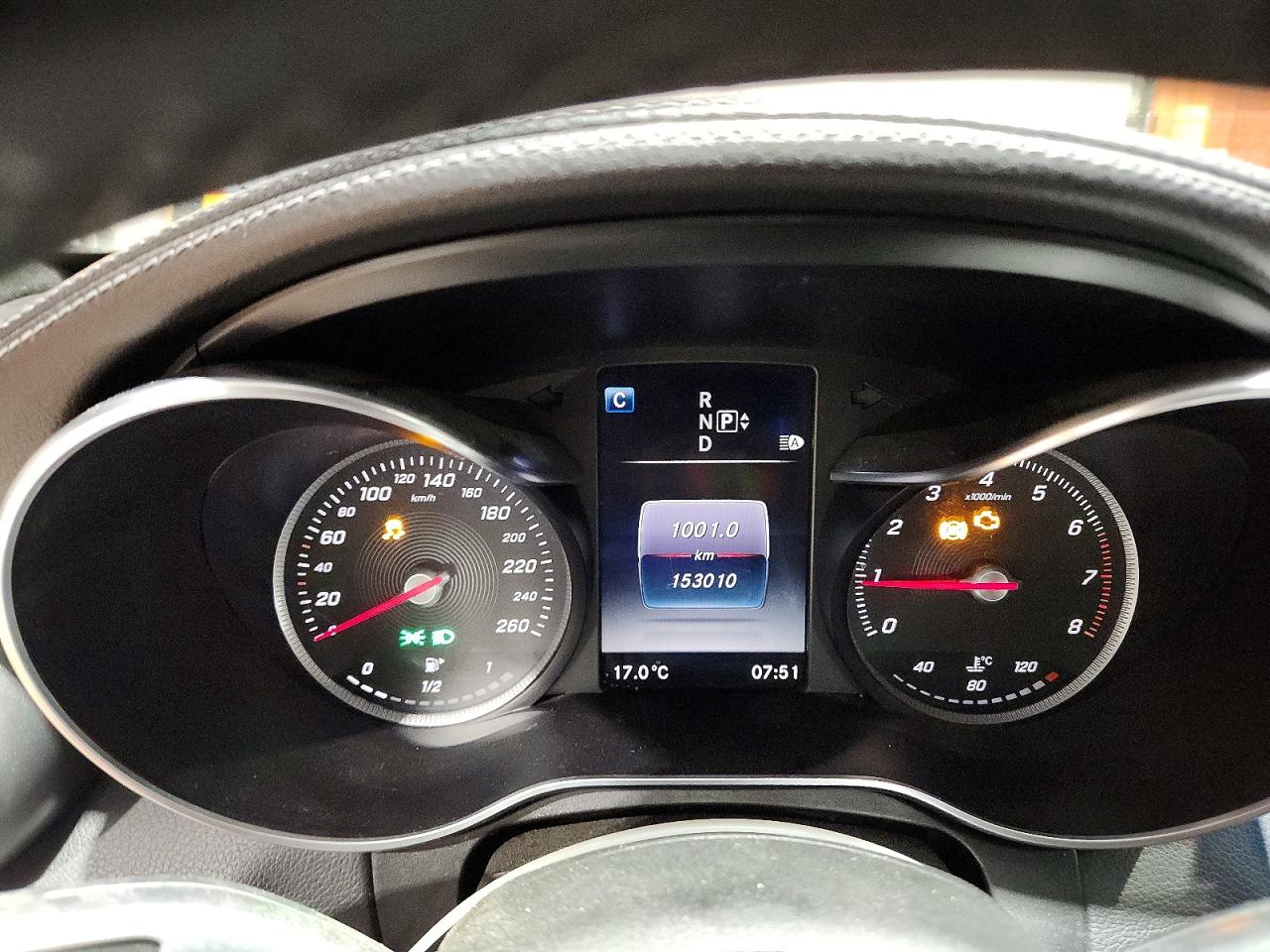 2015 Mercedes Benz C 400 4matic White vin: 55SWF6GB4FU048516