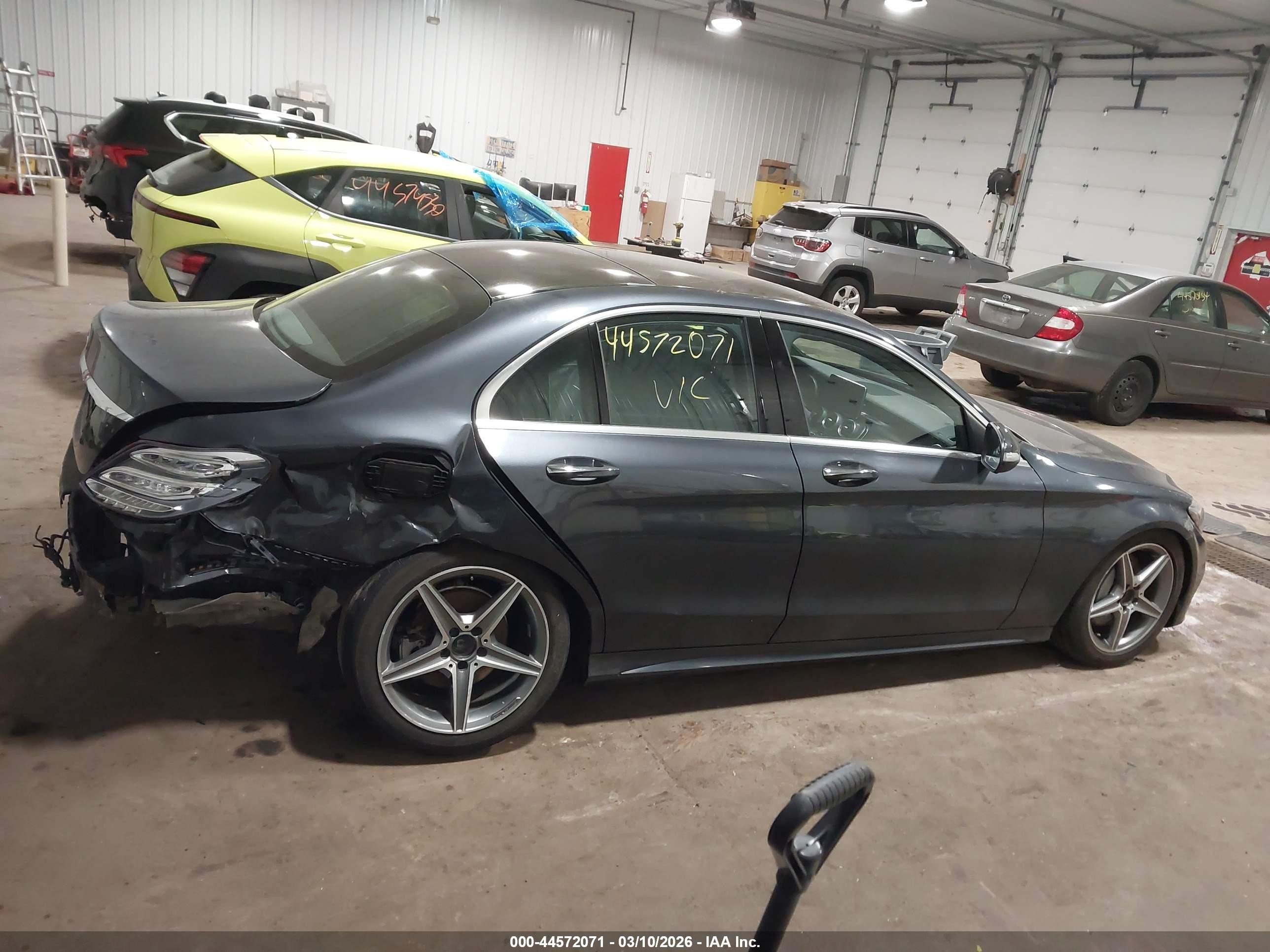 2015 Mercedes-benz C 400 4matic Gray vin: 55SWF6GB5FU019123