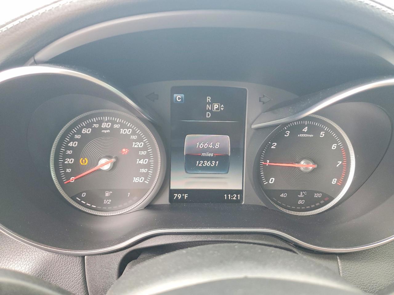 2015 Mercedes-benz C 400 4matic Серебряный vin: 55SWF6GB5FU023494