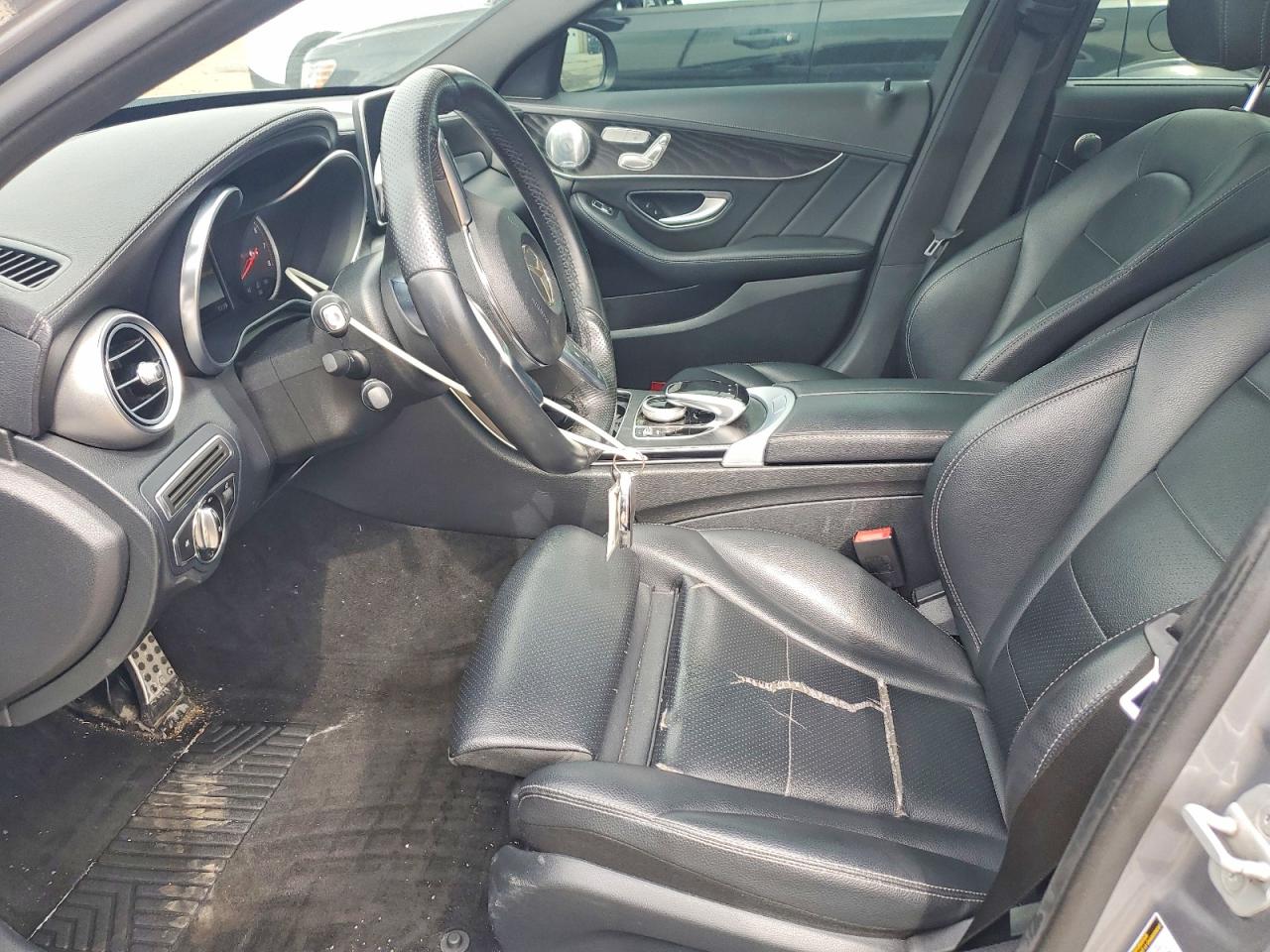 2015 Mercedes-benz C 400 4matic Серебряный vin: 55SWF6GB5FU023494