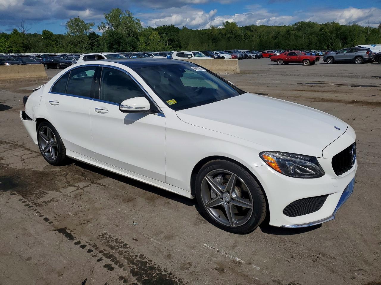 2015 Mercedes-benz C 400 4matic White vin: 55SWF6GB5FU034107