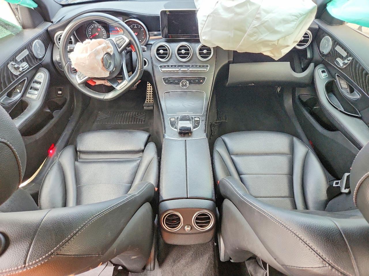 2015 Mercedes-benz C 400 4matic Белый vin: 55SWF6GB7FU032567