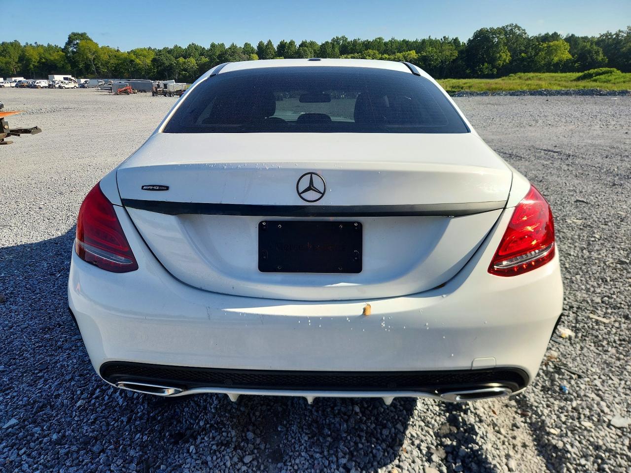2015 Mercedes-benz C 400 4matic White vin: 55SWF6GB8FU010075