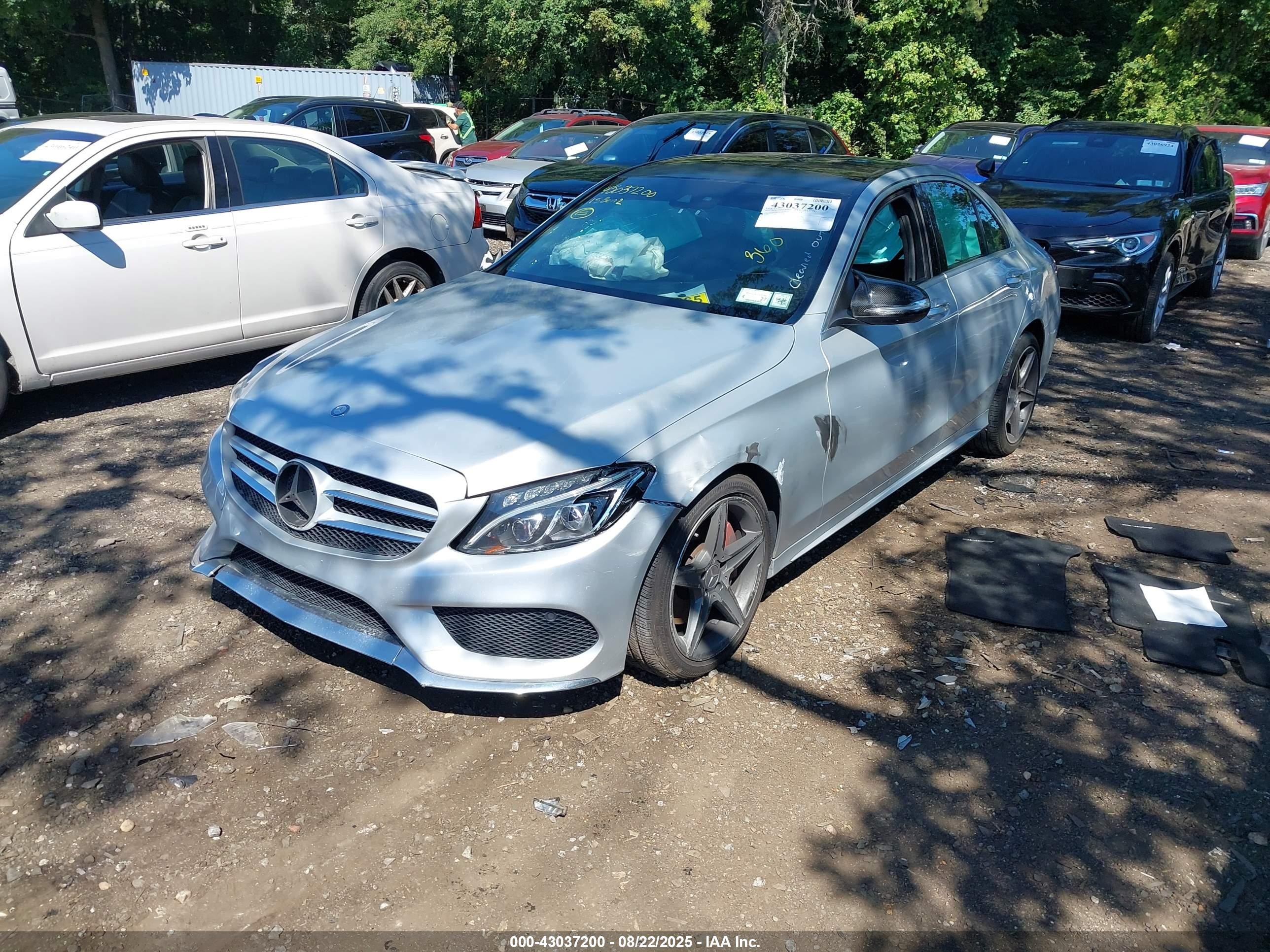 2015 Mercedes-benz C 400 4matic Silver vin: 55SWF6GB9FU016340