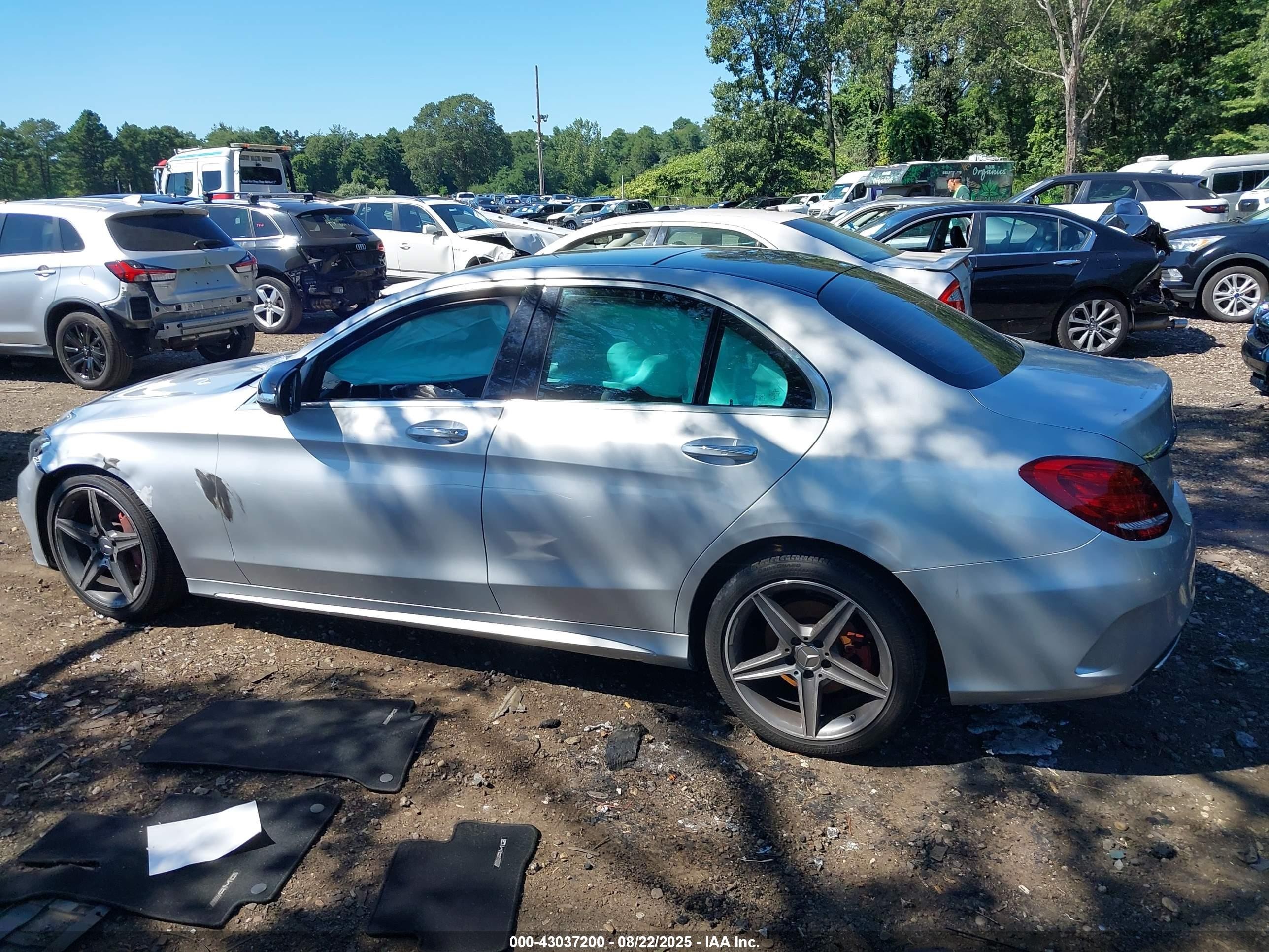 2015 Mercedes-benz C 400 4matic Silver vin: 55SWF6GB9FU016340