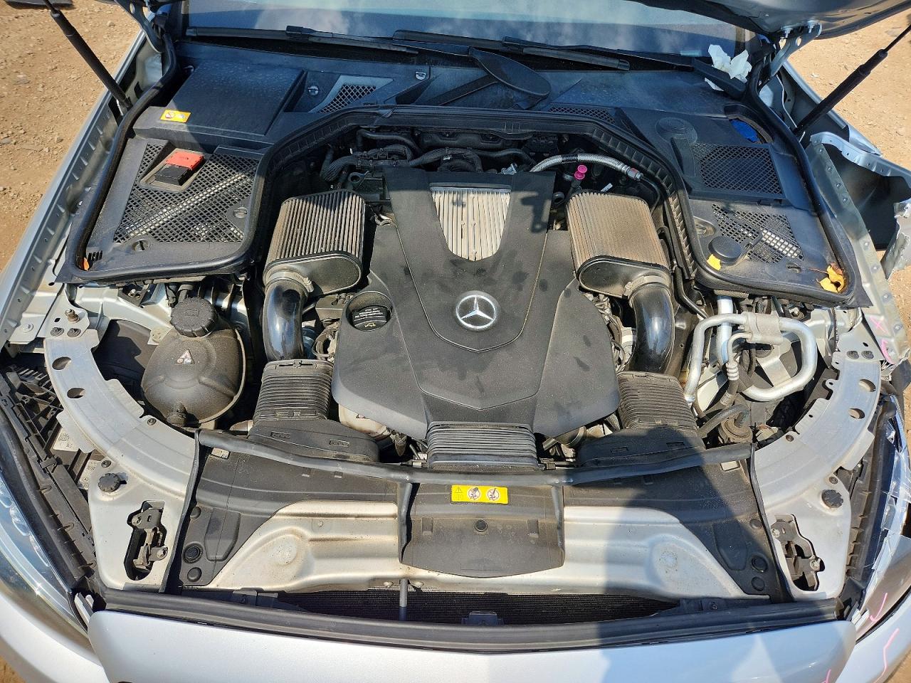 2015 Mercedes-benz C 400 4matic Silver vin: 55SWF6GBXFU027329
