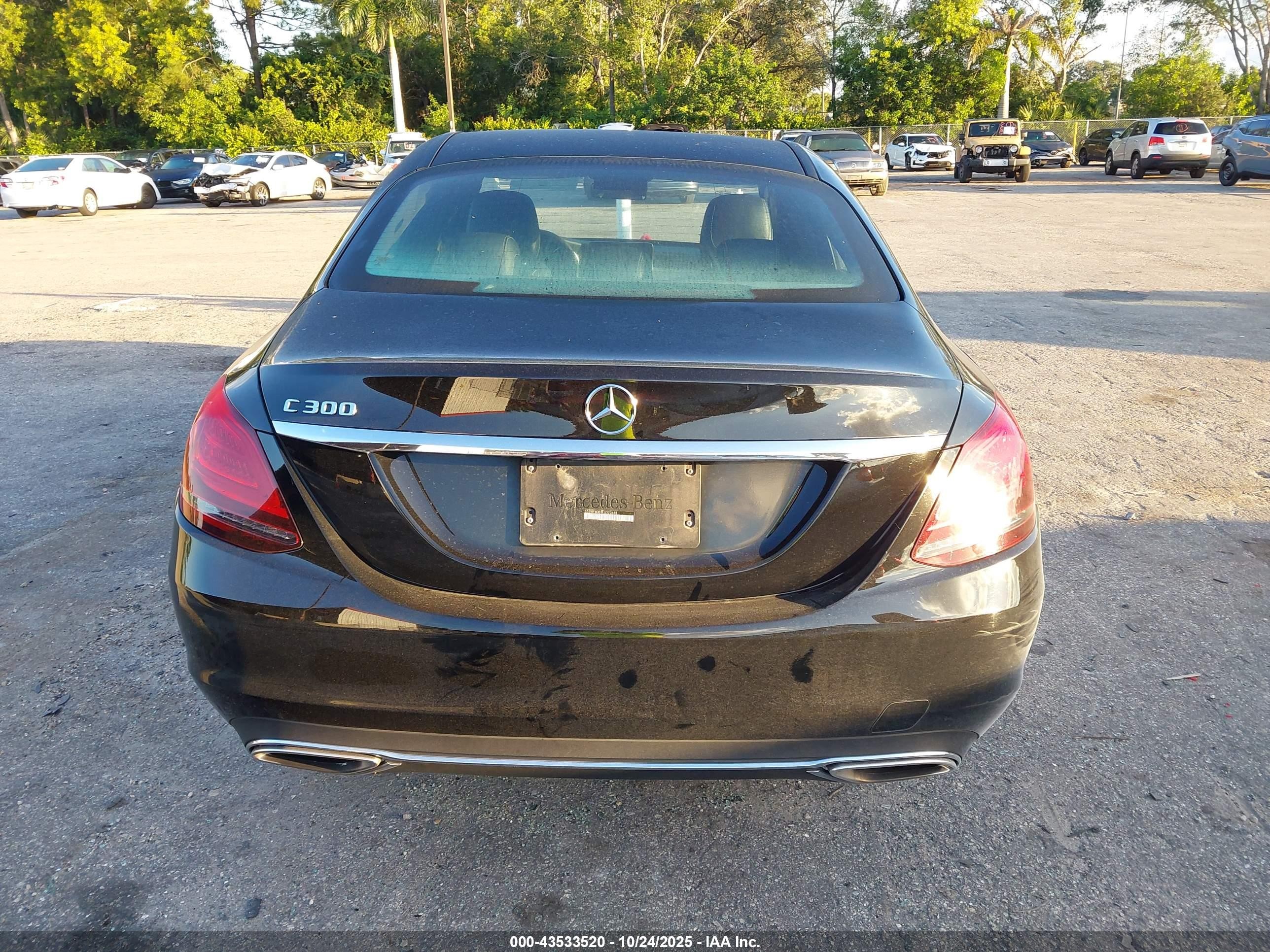 2020 Mercedes-benz C 300   Black vin: 55SWF8DB1LU323688