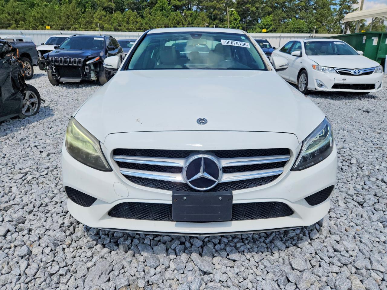 2019 Mercedes-benz C 300 Белый vin: 55SWF8DB4KU289311