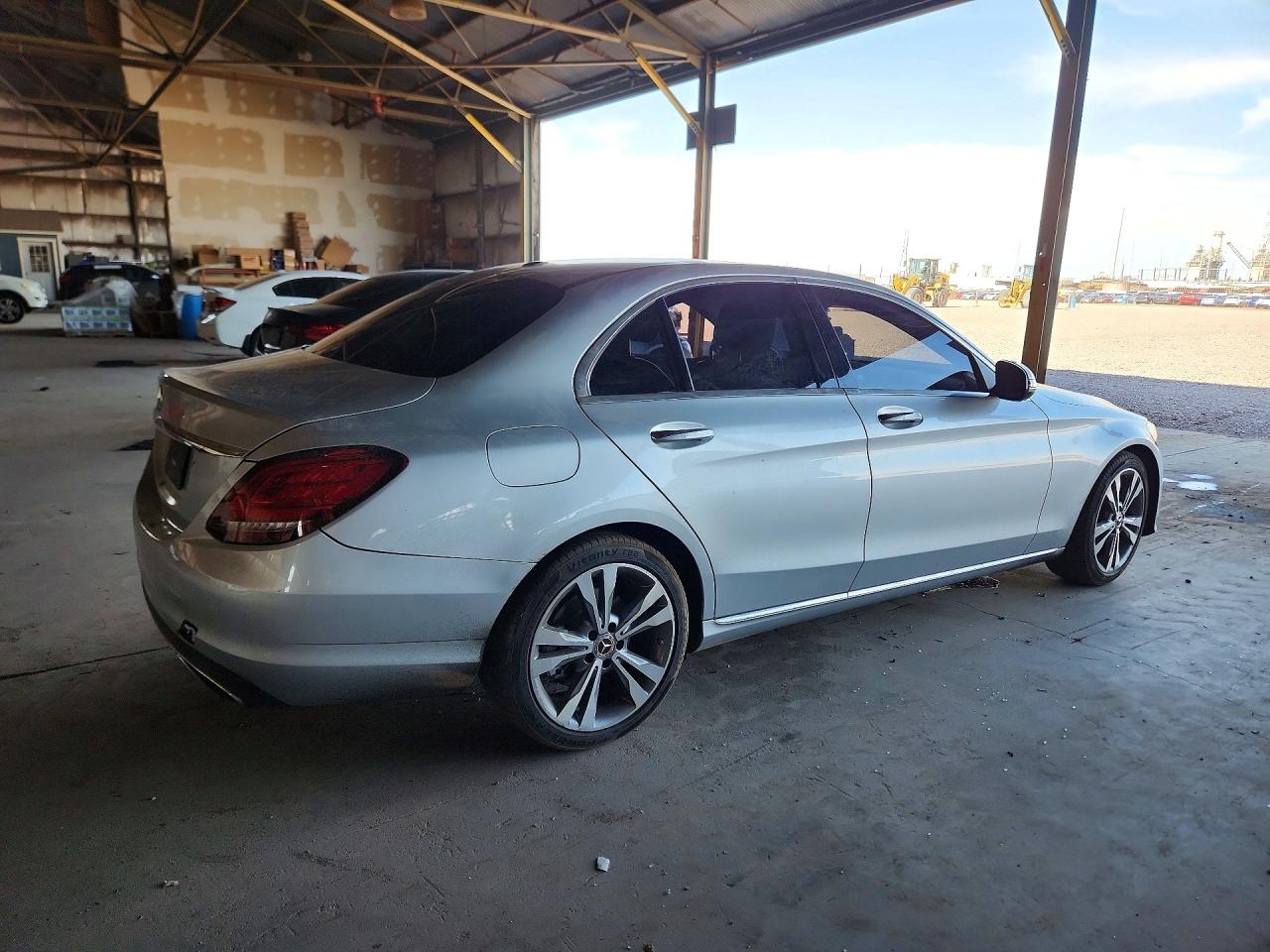 2019 Mercedes-benz C 300 Silver vin: 55SWF8DB4KU303062