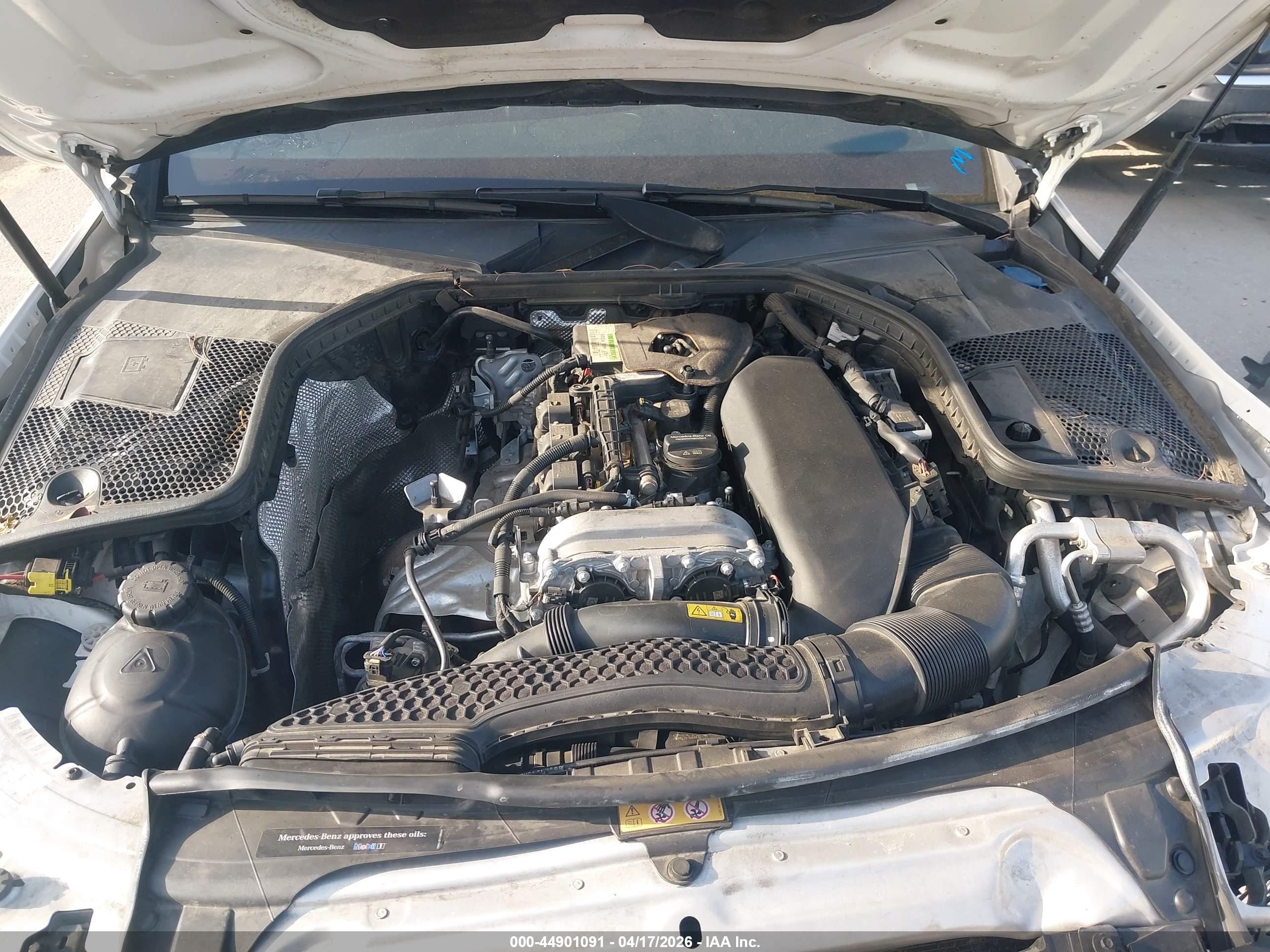 2019 Mercedes-benz C 300   White vin: 55SWF8DB5KU293531