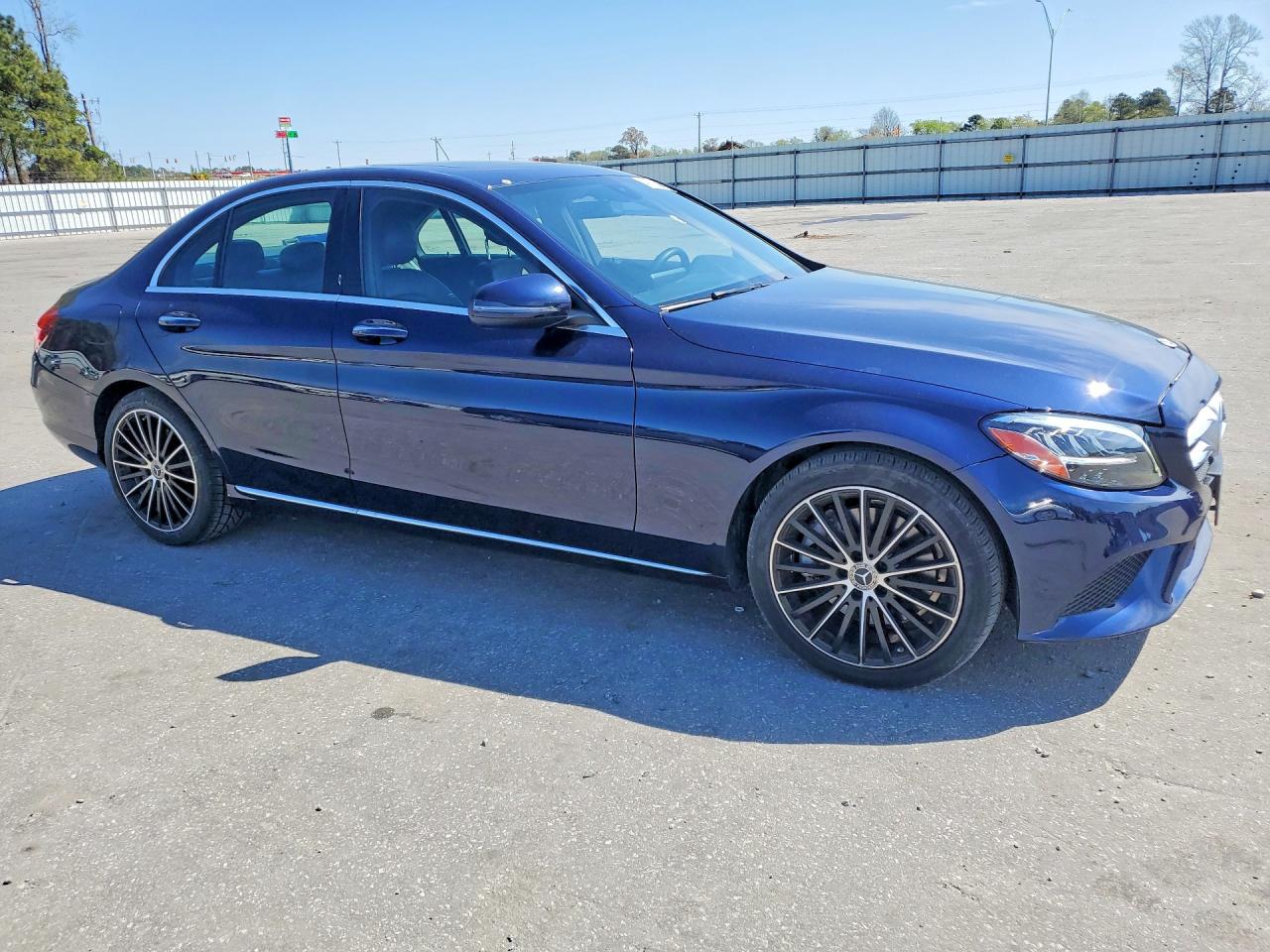 2019 Mercedes Benz C 300 Blue vin: 55SWF8DB6KU314659