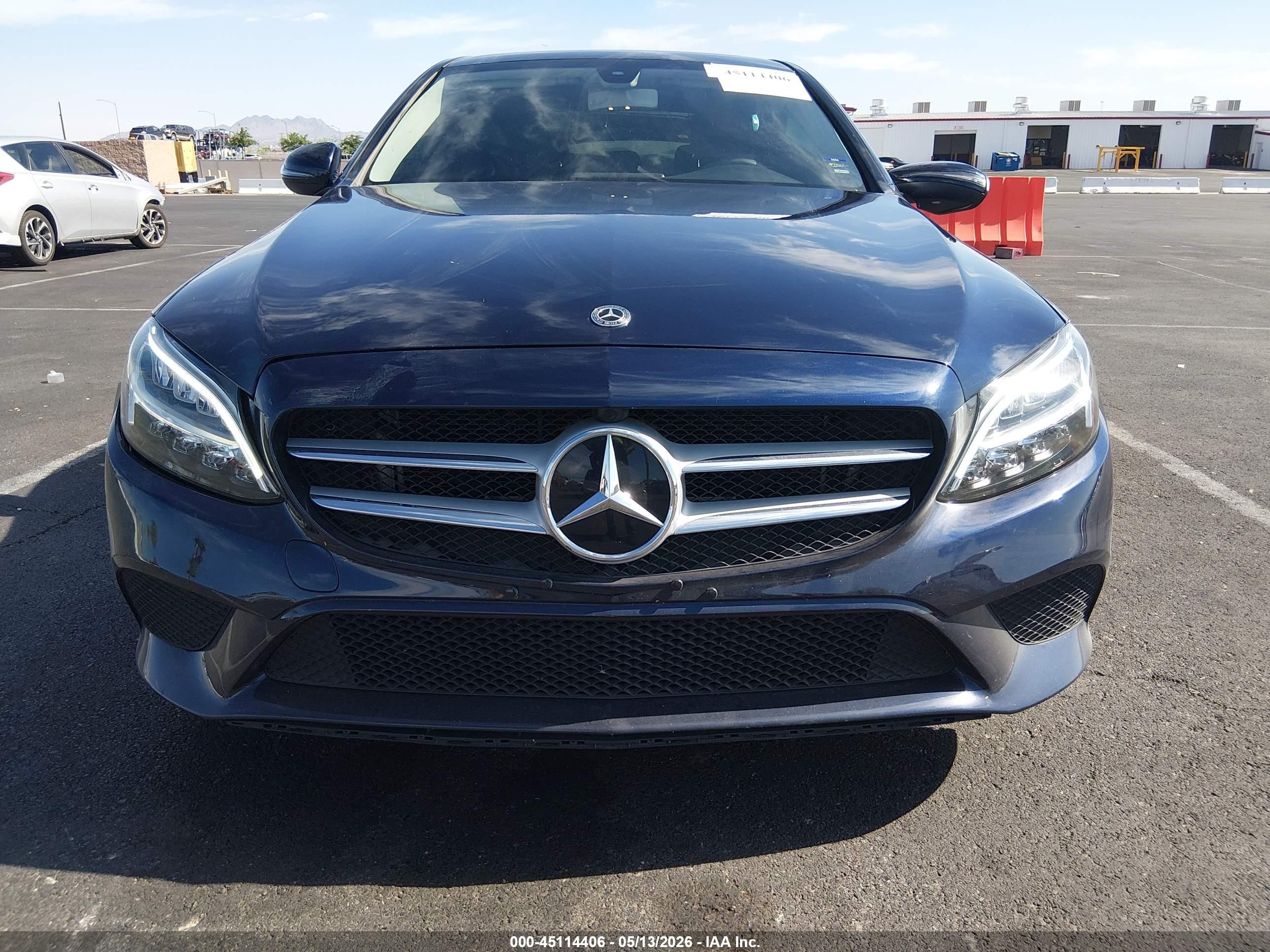 2019 Mercedes-benz C 300 Синий vin: 55SWF8DB7KU306344