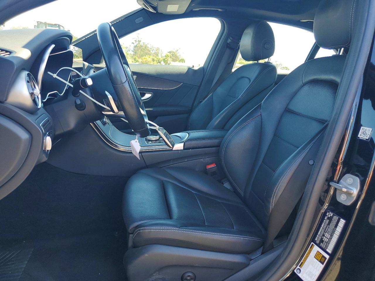 2019 Mercedes-benz C 300 Black vin: 55SWF8DB7KU322320