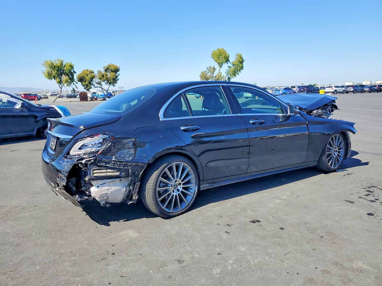 2019 Mercedes-benz C 300 Black vin: 55SWF8DB7KU322320