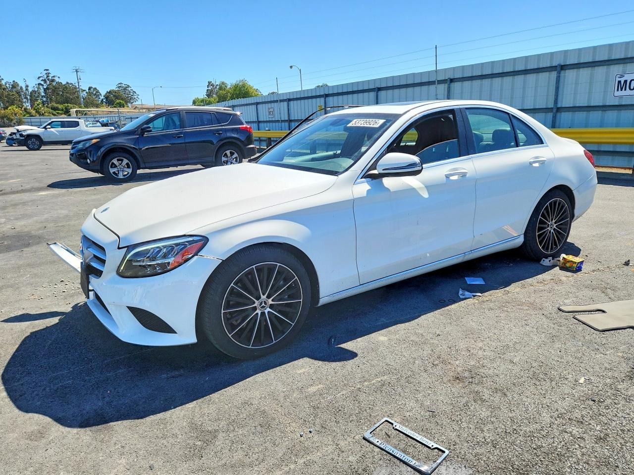 2019 Mercedes-benz C 300 White vin: 55SWF8DBXKU300005