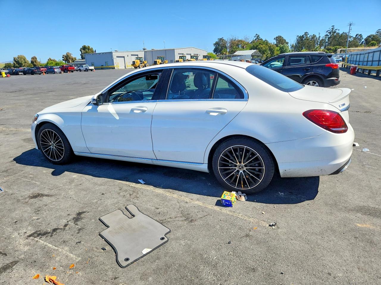 2019 Mercedes-benz C 300 White vin: 55SWF8DBXKU300005