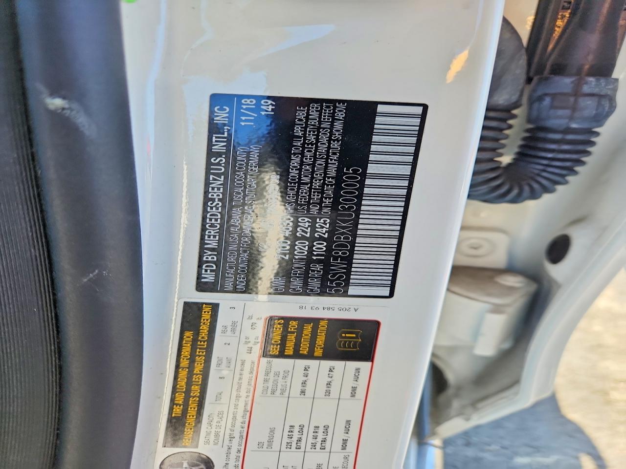 2019 Mercedes-benz C 300 White vin: 55SWF8DBXKU300005