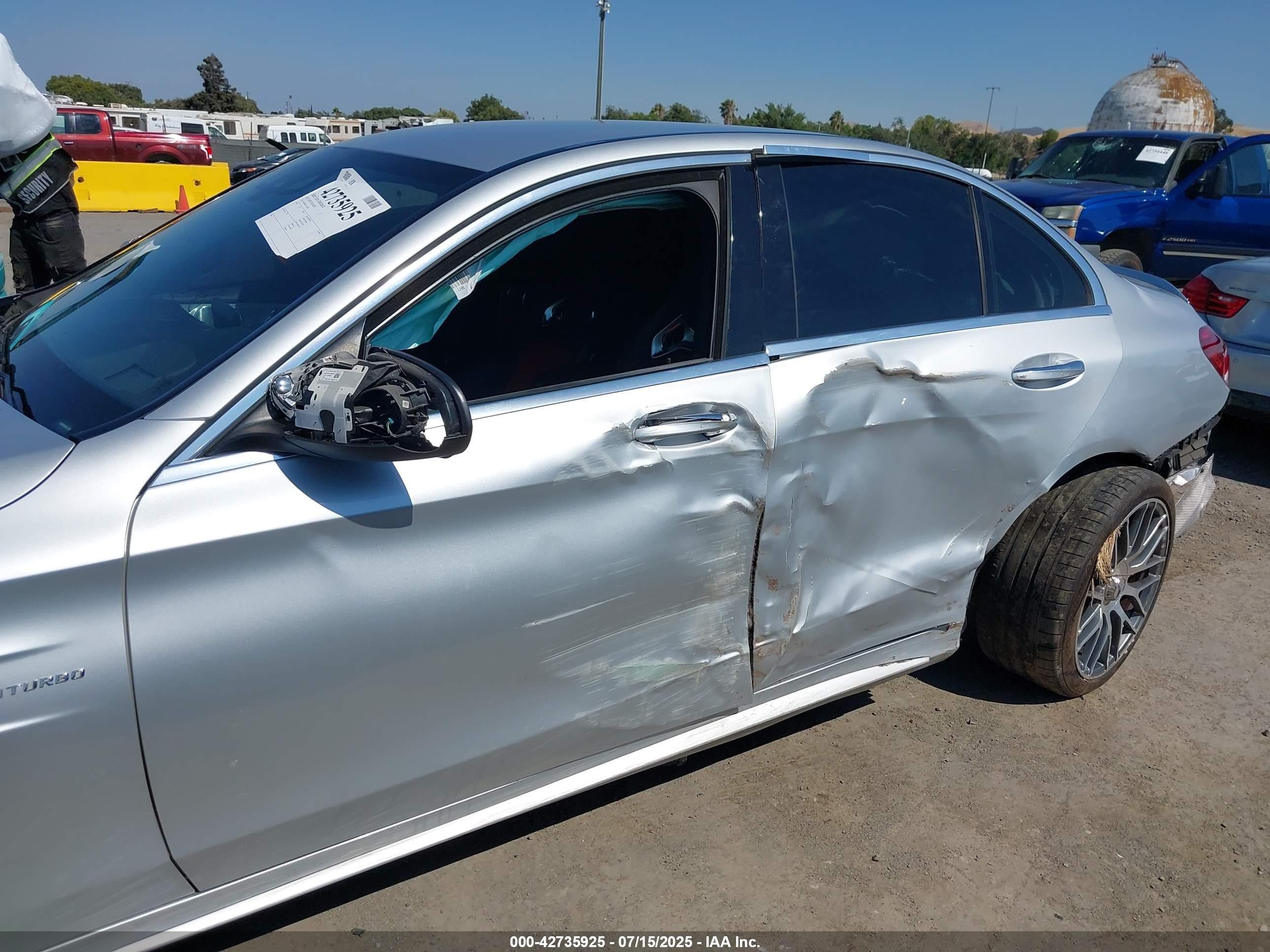 2016 Mercedes-benz Amg C 63 S Silver vin: 55SWF8HB0GU100638