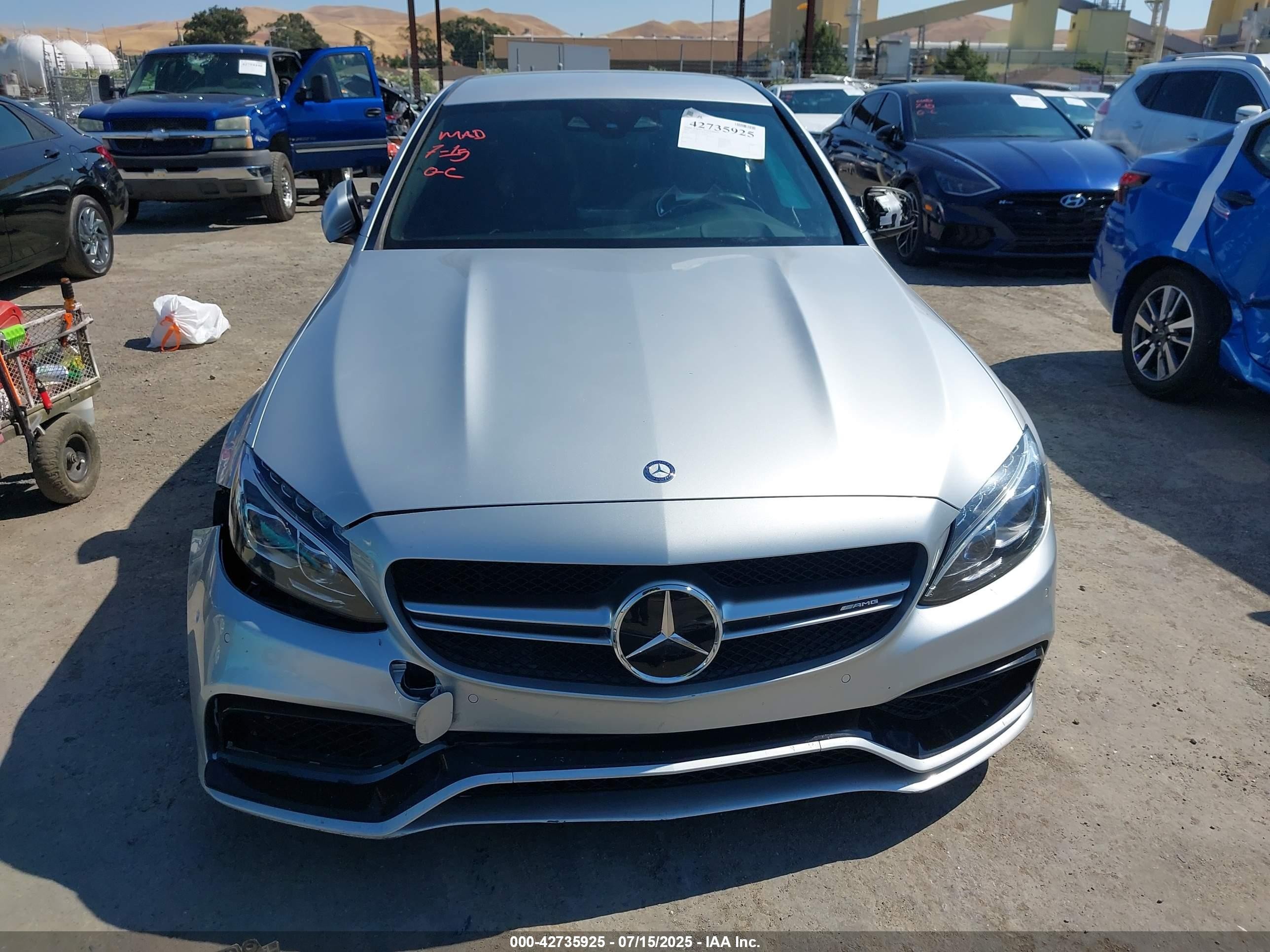 2016 Mercedes-benz Amg C 63 S Silver vin: 55SWF8HB0GU100638