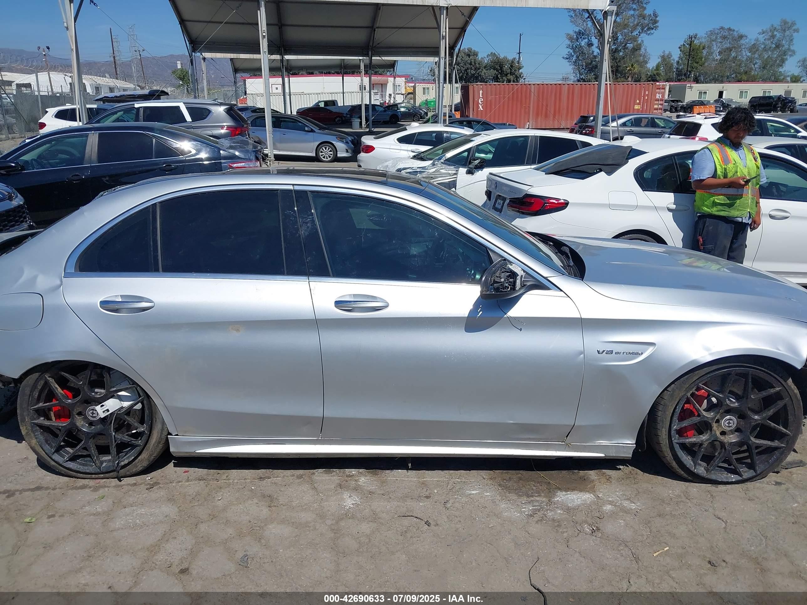 2016 Mercedes-benz Amg C 63 S Silver vin: 55SWF8HB9GU116708