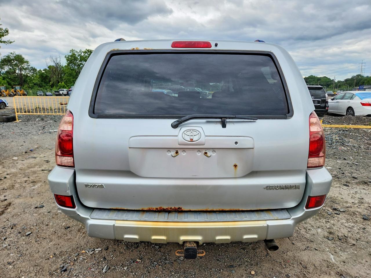 2004 Toyota 4runner Sr5 Серебряный vin: JTEBU14R640050219