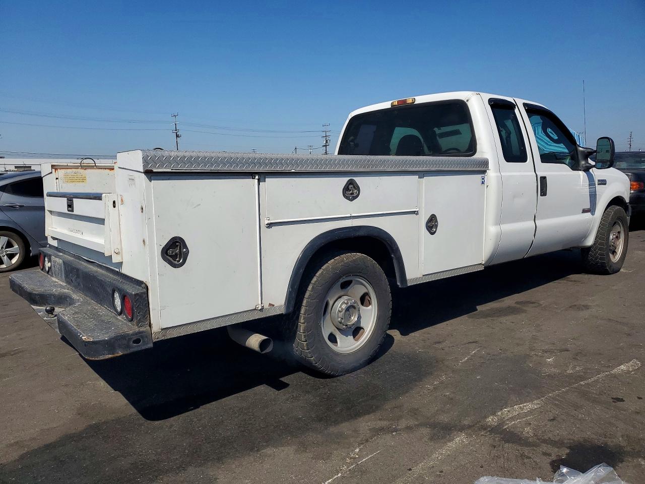 2007 Ford F350 Srw Super Duty Белый vin: 1FDWX34P17EB43031