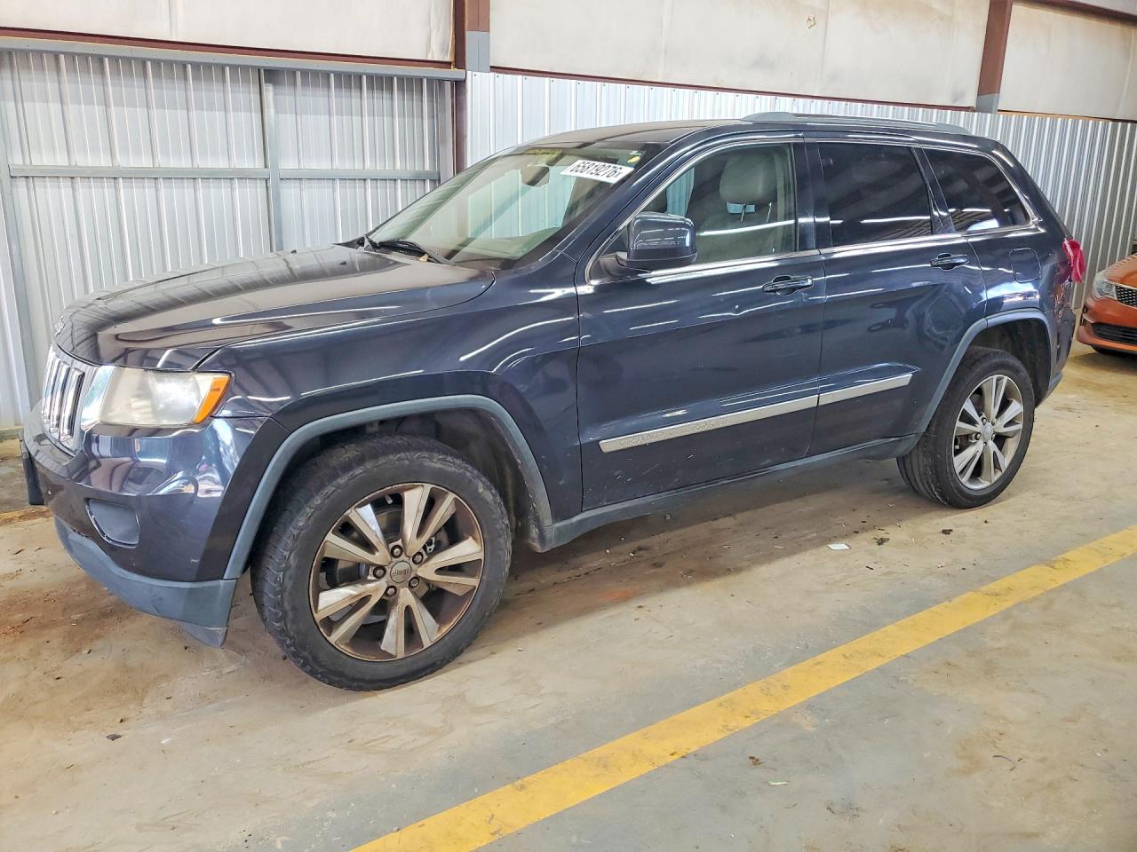 2013 Jeep Grand Cherokee Laredo Угольный vin: 1C4RJFATXDC503295