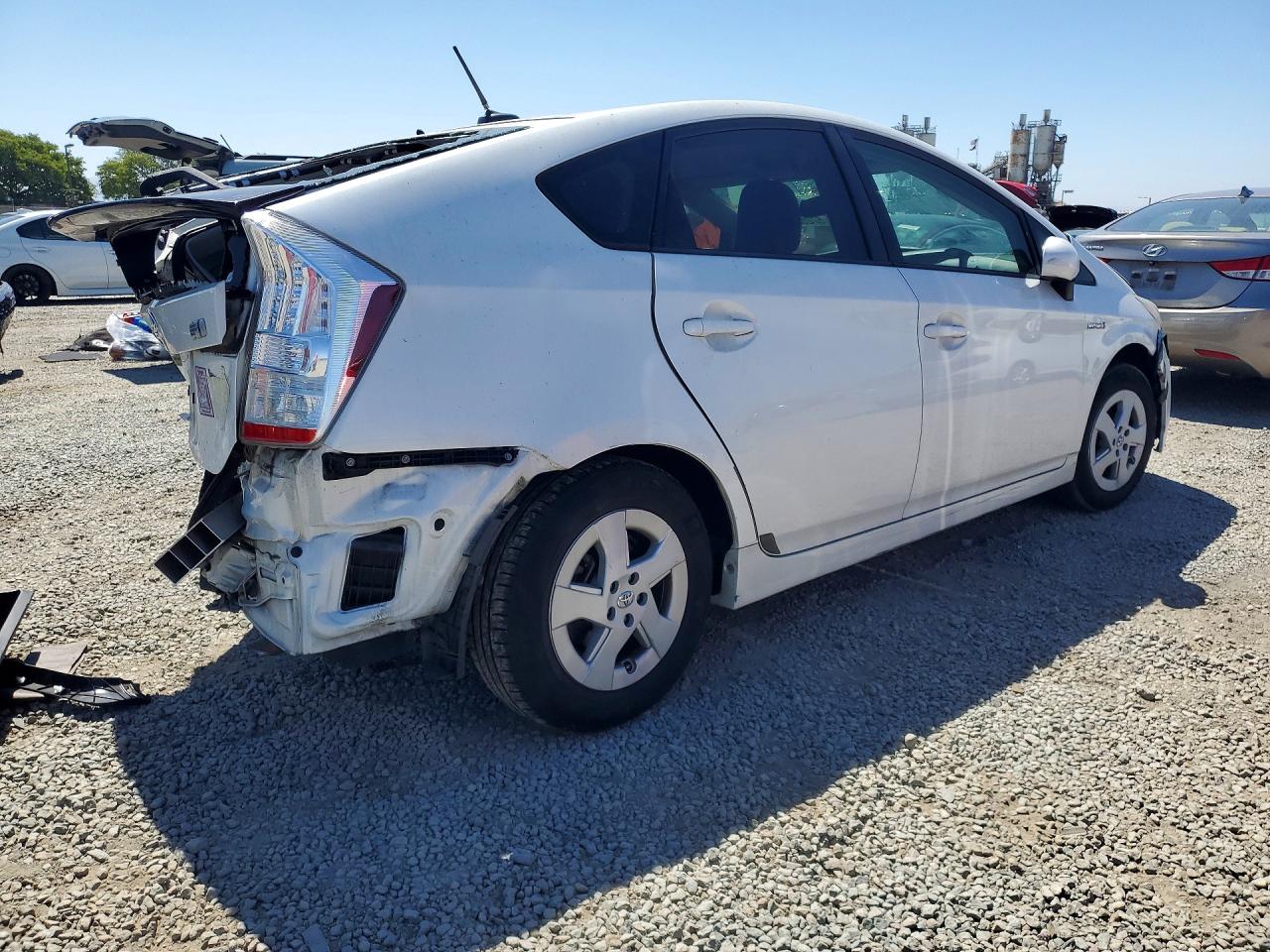 2011 Toyota Prius Four White vin: JTDKN3DU3B0257133