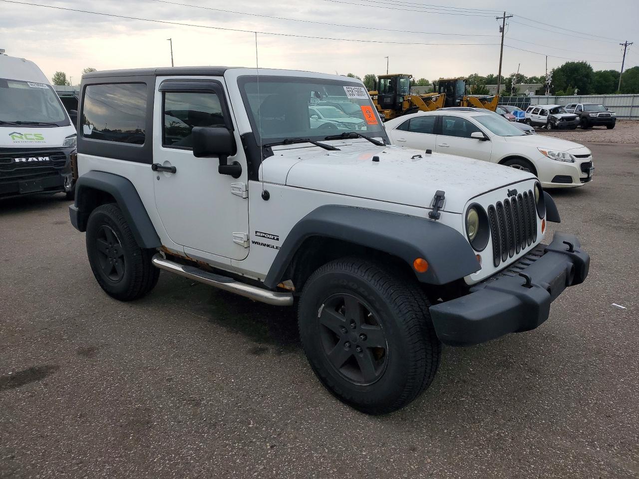 2011 Jeep Wrangler Sport White vin: 1J4AA2D10BL636915