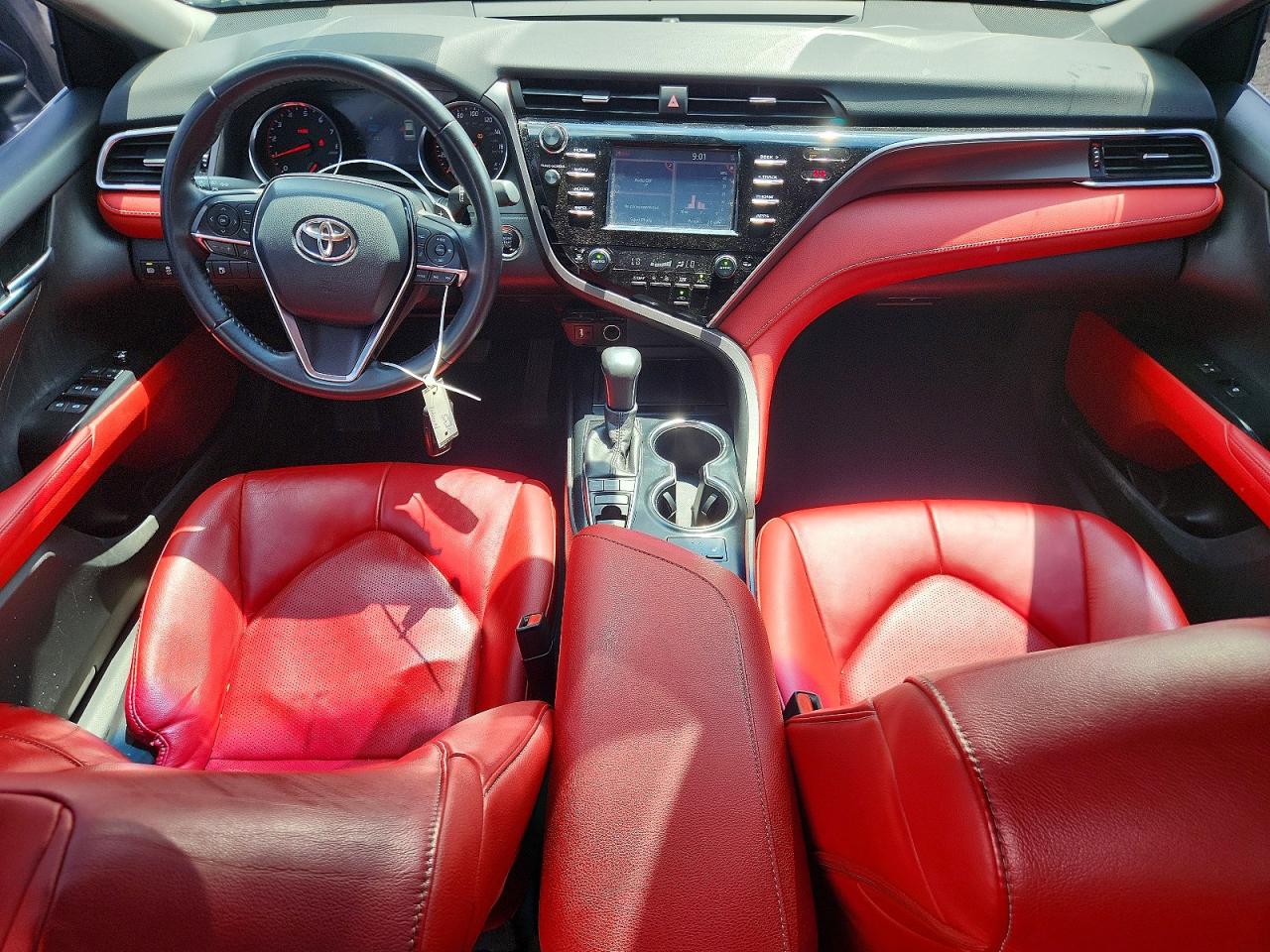 2018 Toyota Camry Xse Черный vin: 4T1B61HK8JU562947