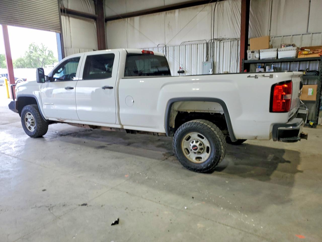 2015 Gmc Sierra K2500 Heavy Duty White vin: 1GT12XEG5FF175640