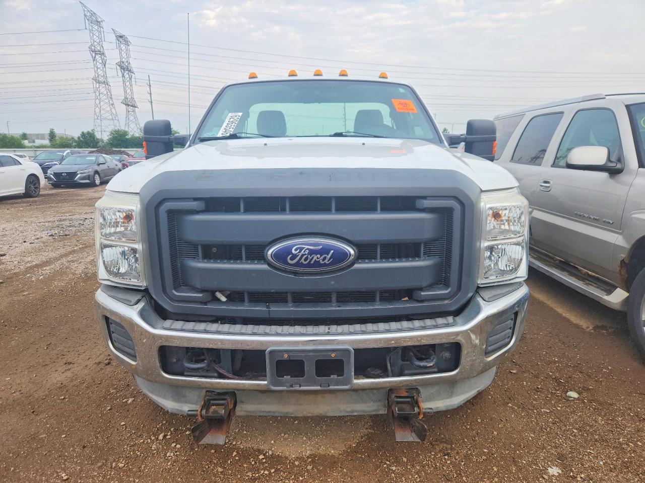 2012 Ford F250 Super Duty Белый vin: 1FTBF2B62CEB22922